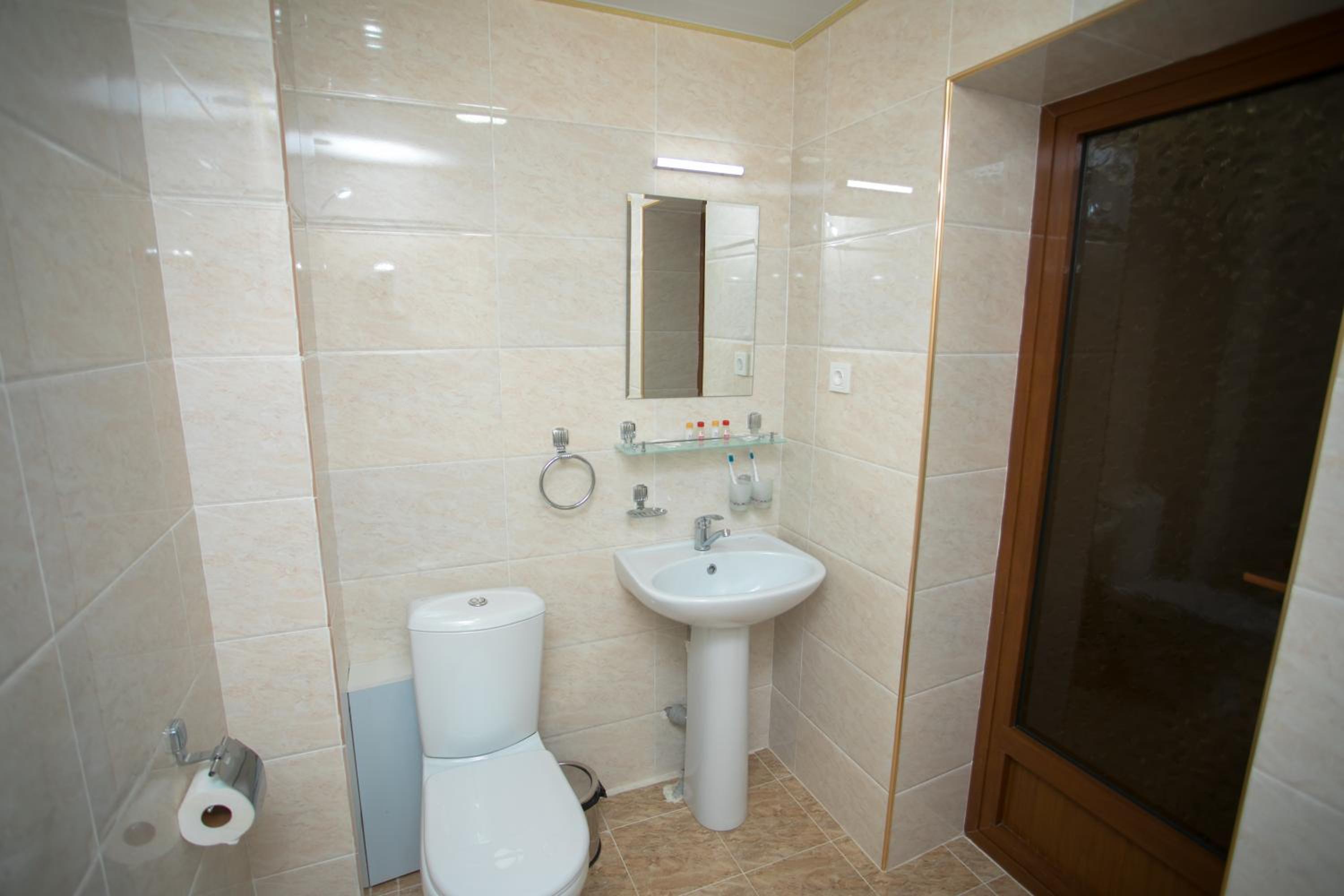 Small Twin Room photo 3