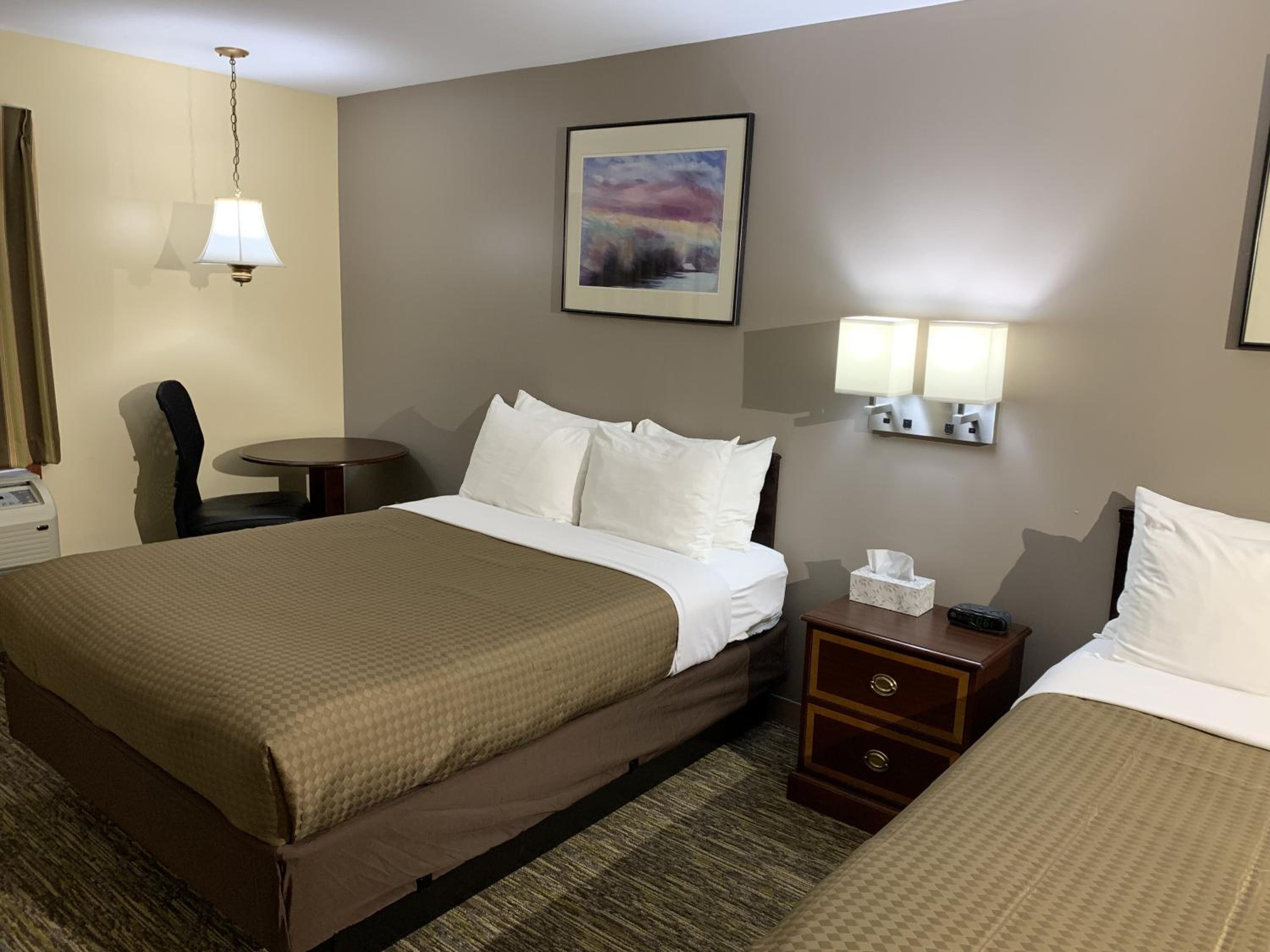 2 Queen Beds Non Smoking - Photo 7