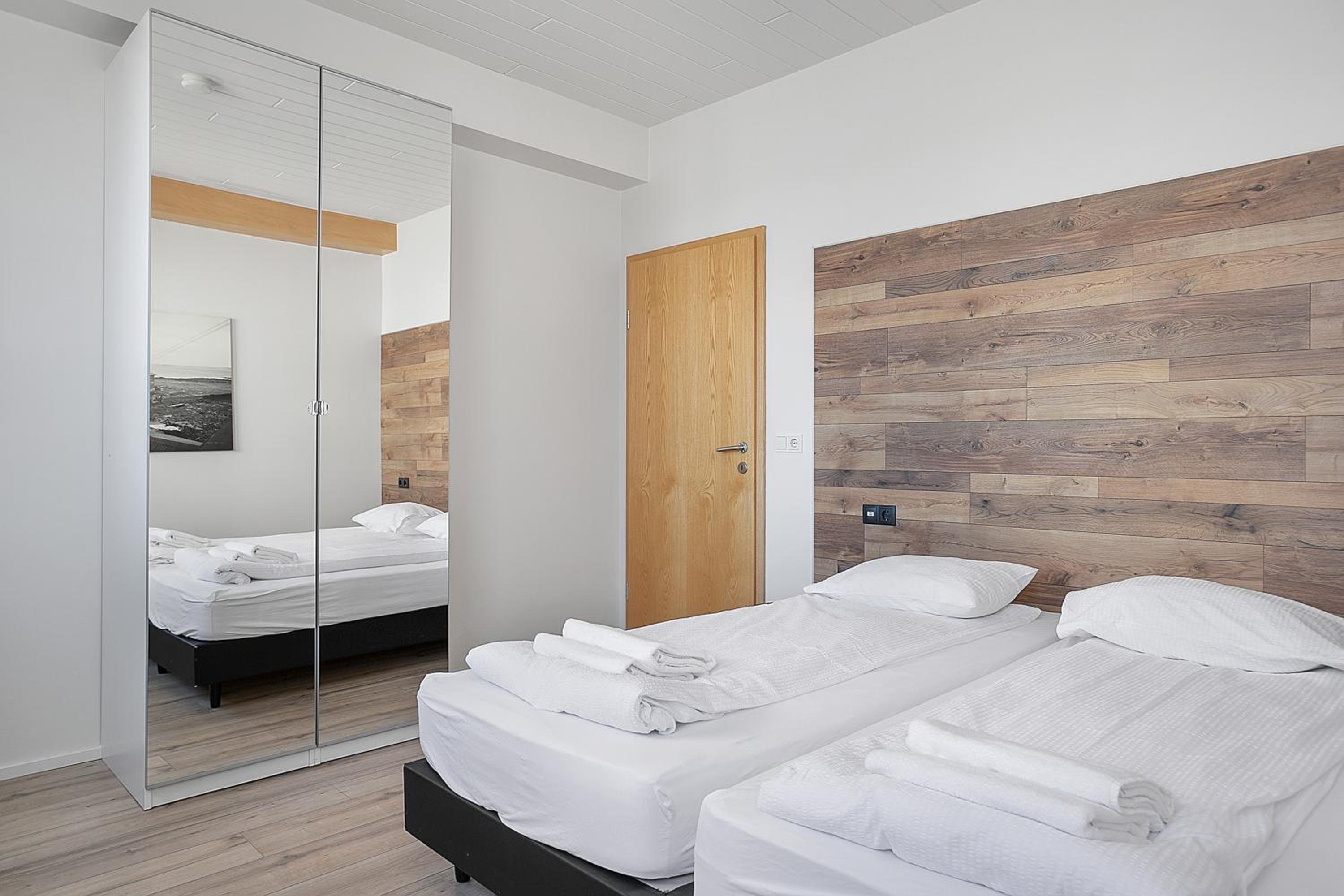 Two-Bedroom Apartment - Photo 8