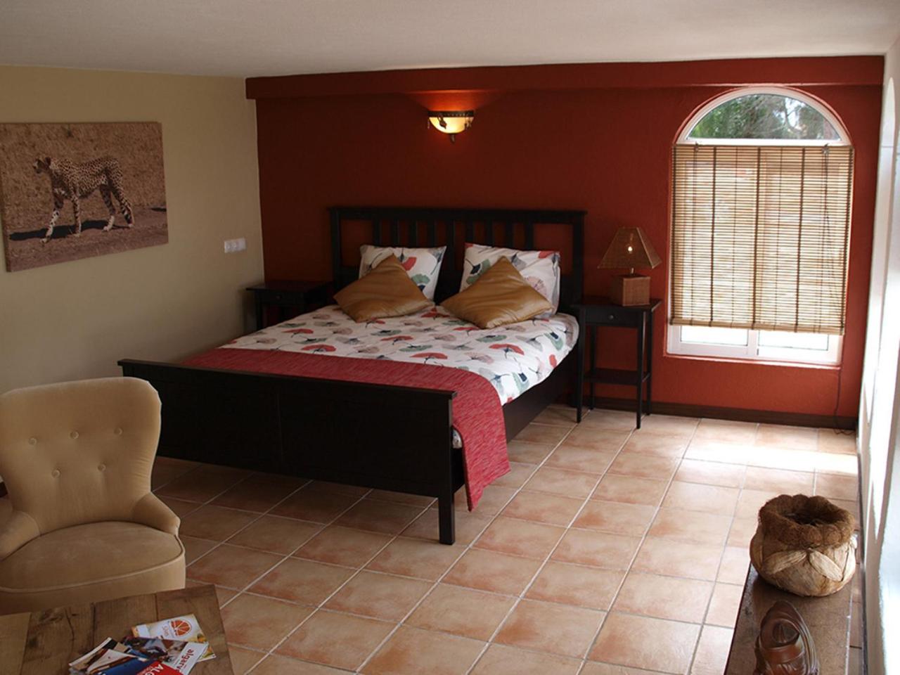 Deluxe King Room photo 1