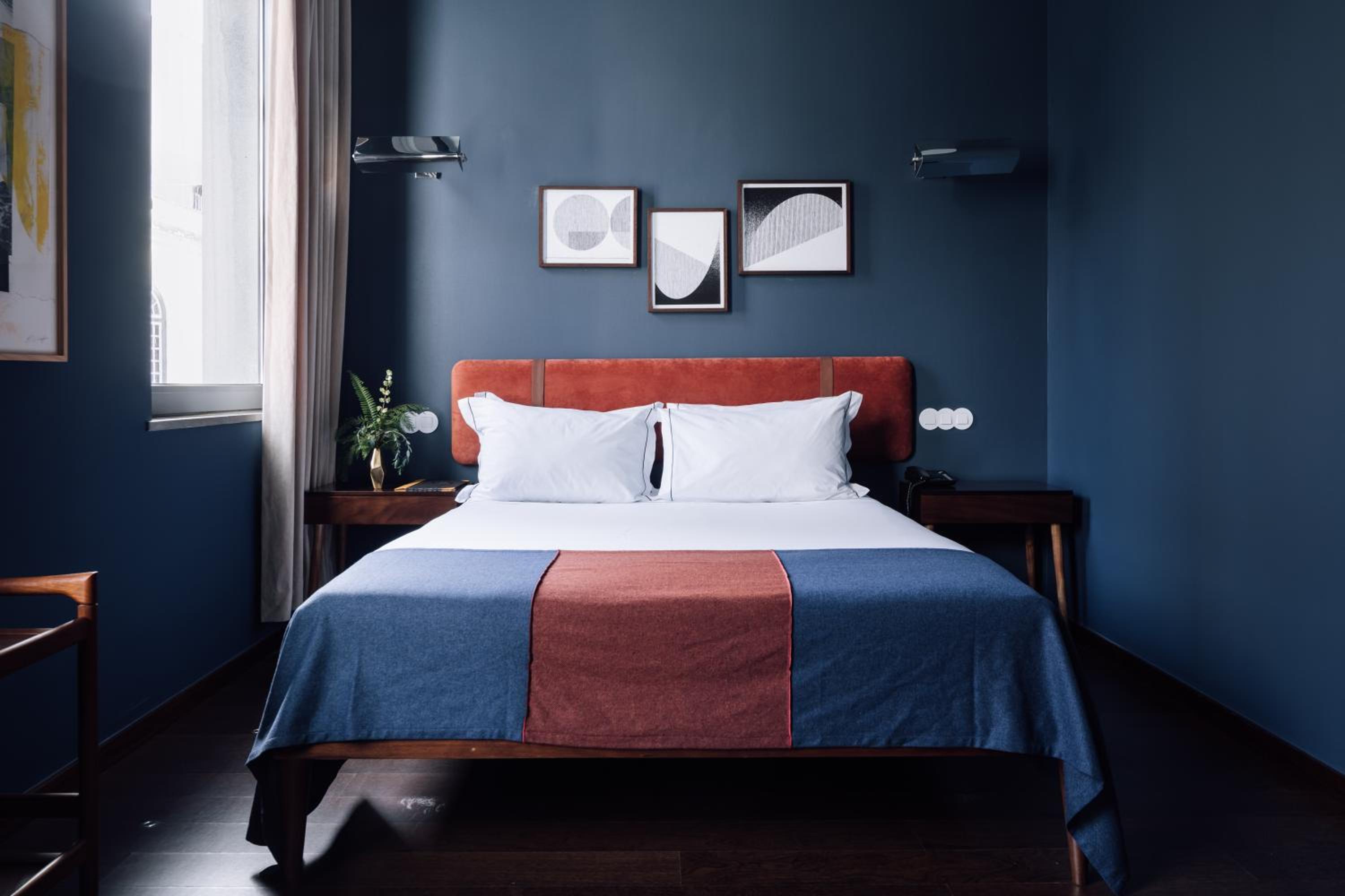 Superior Double or Twin Room - Photo 8
