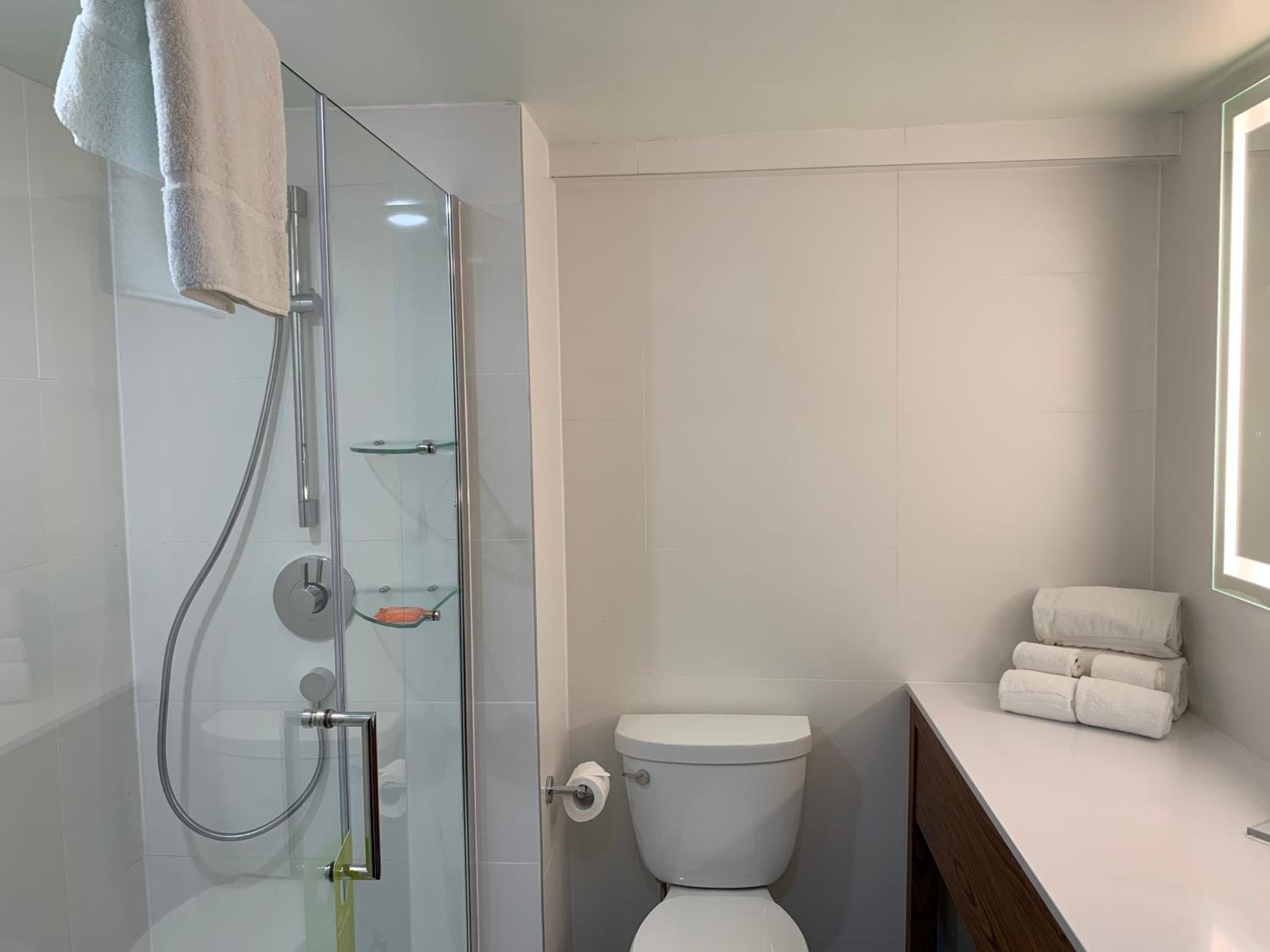 Double Room With Two Double Beds - Photo 12