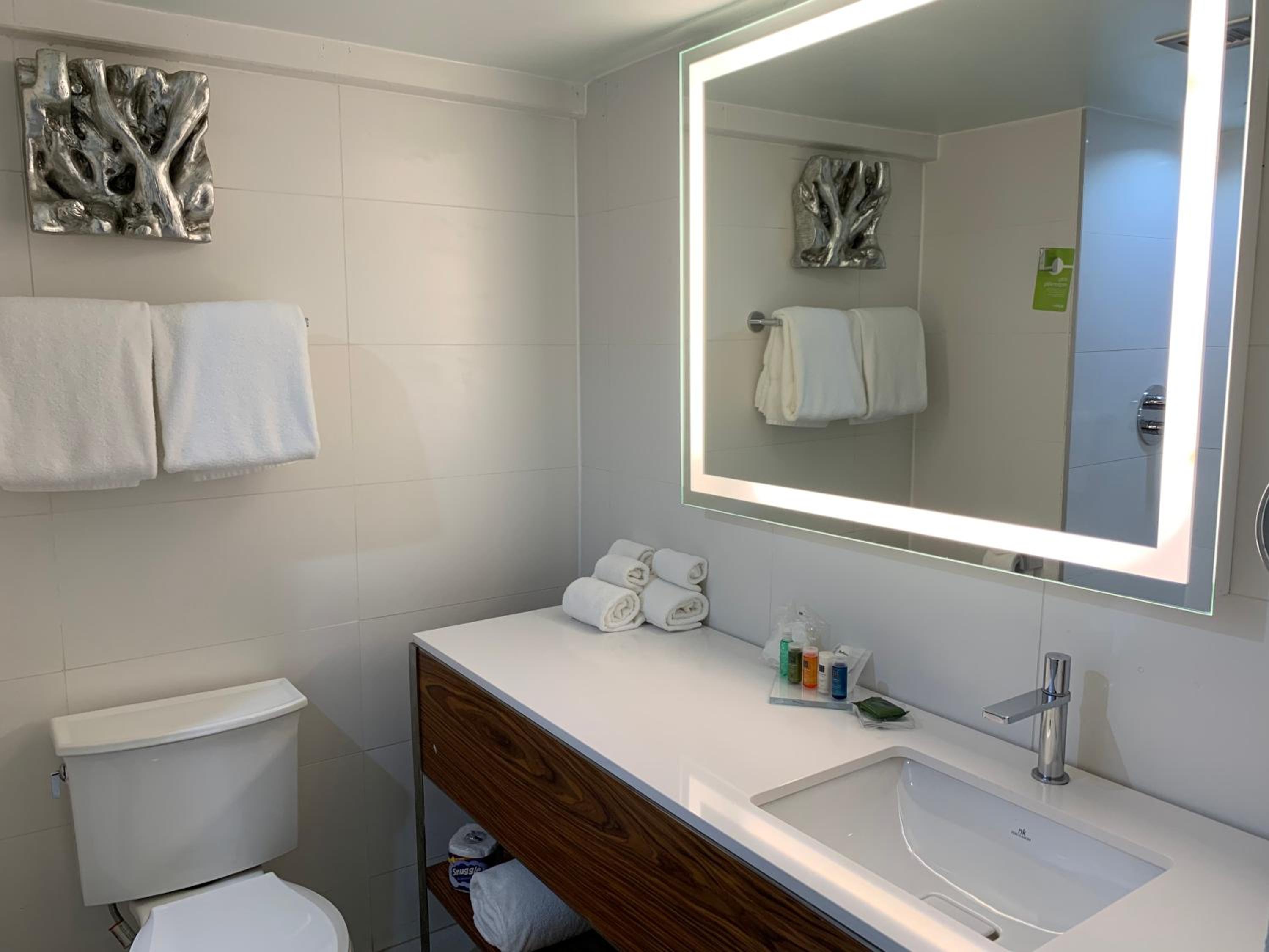 Double Room With Two Double Beds - Photo 10