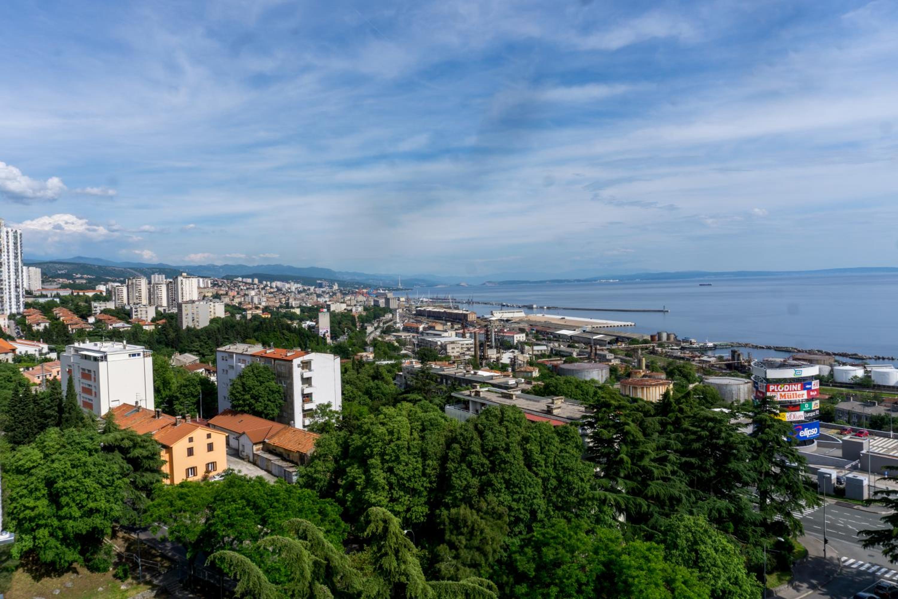 Apartment with Sea View - Photo 50