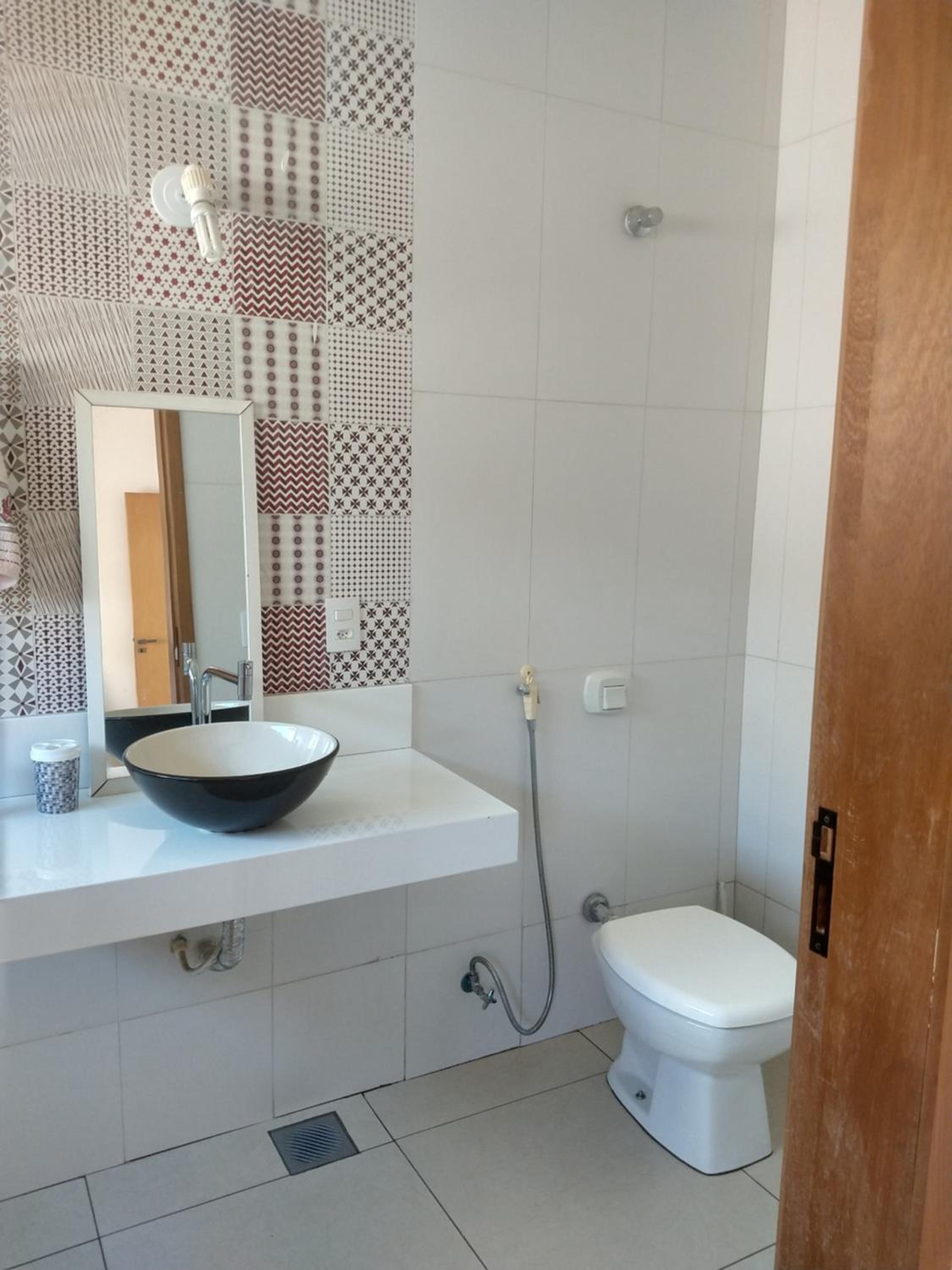 Suite - Photo 3