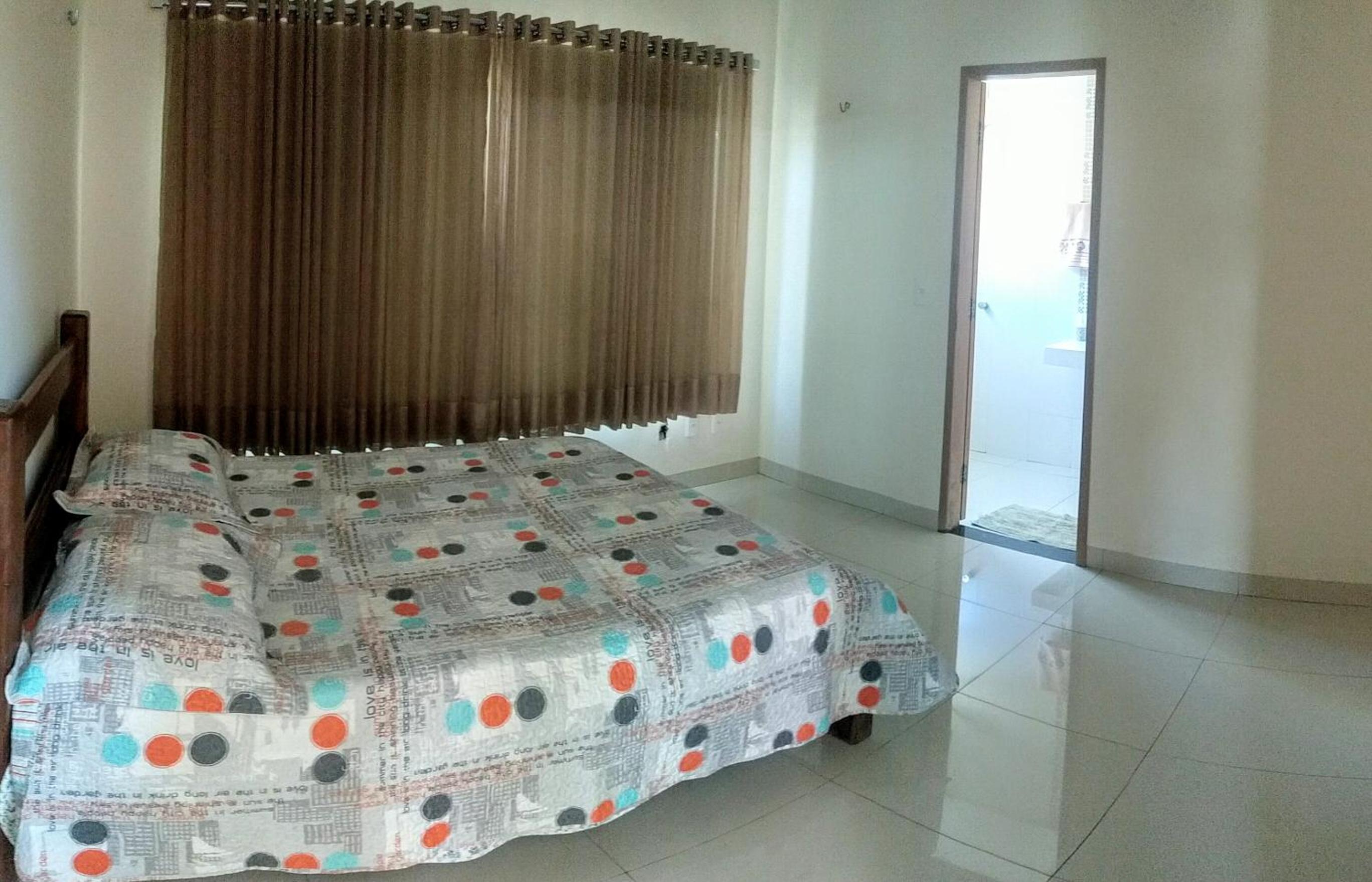 Suite - Photo 1