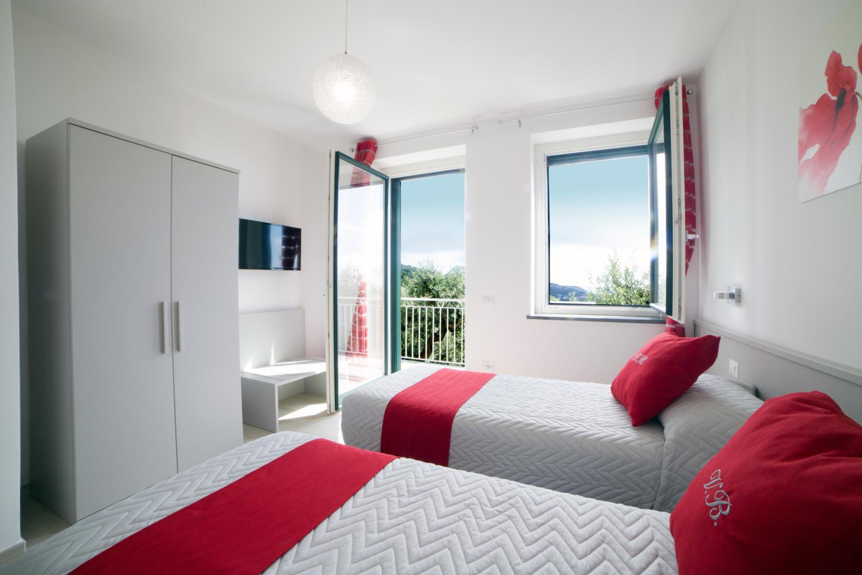 Apartment with Sea View photo 3