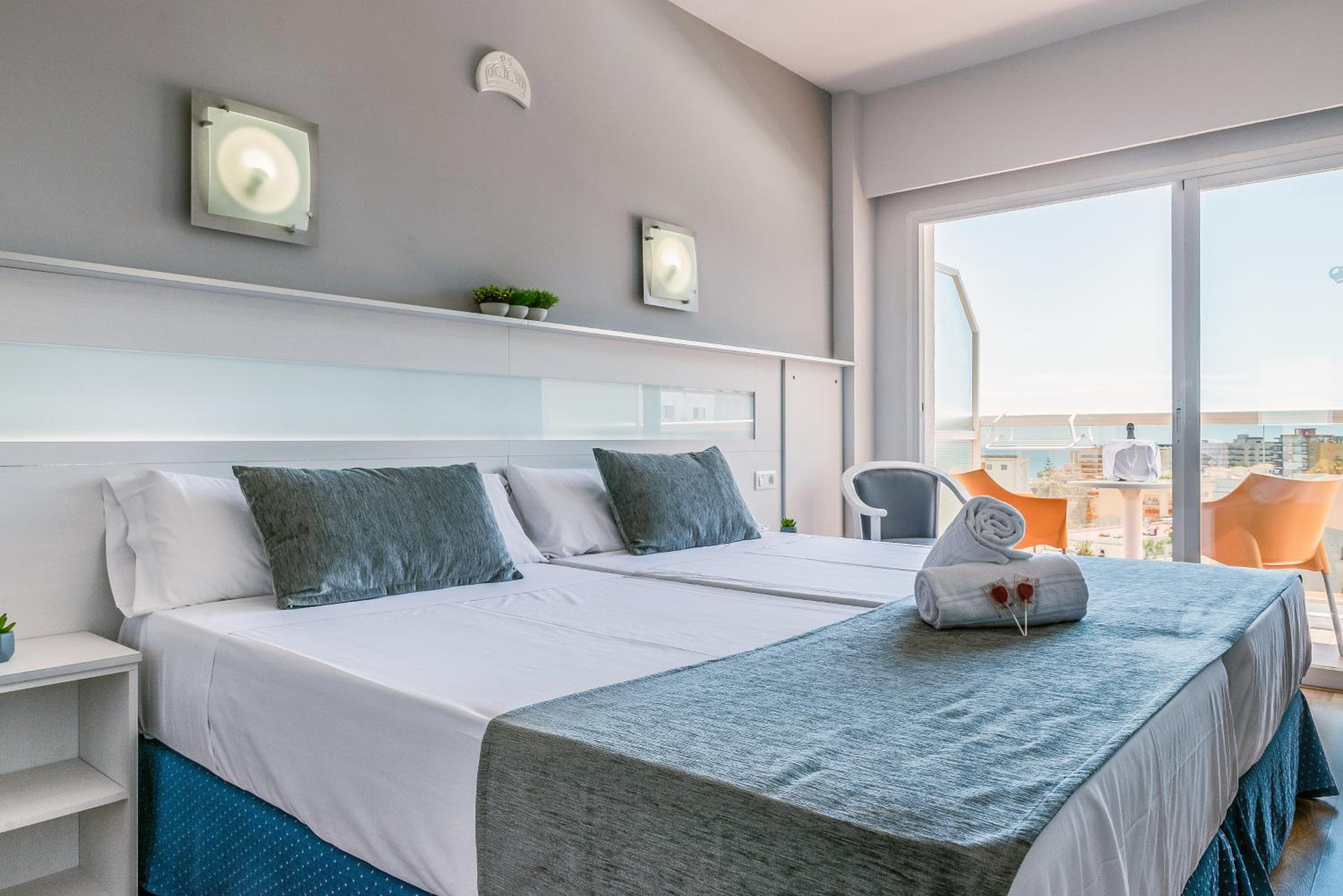 Double or Twin Room - Photo 15