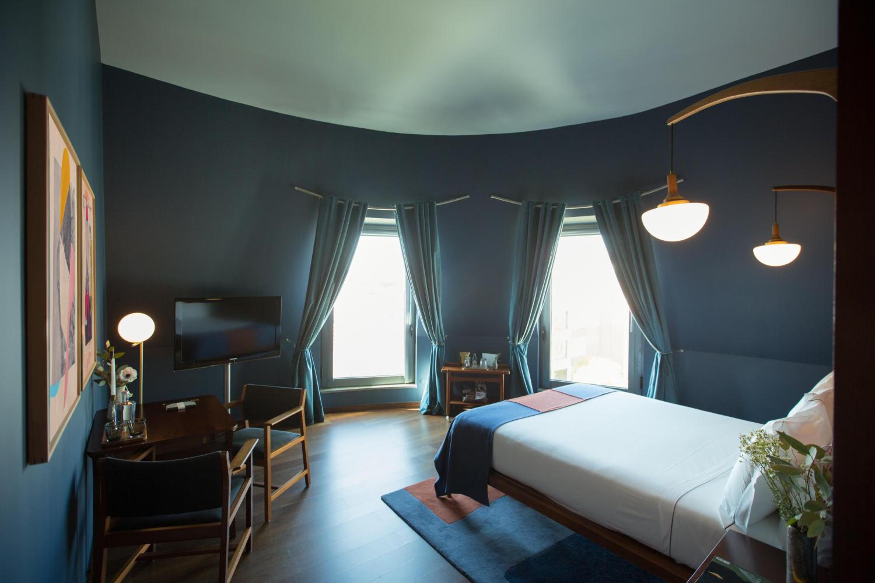 Suite - Photo 6