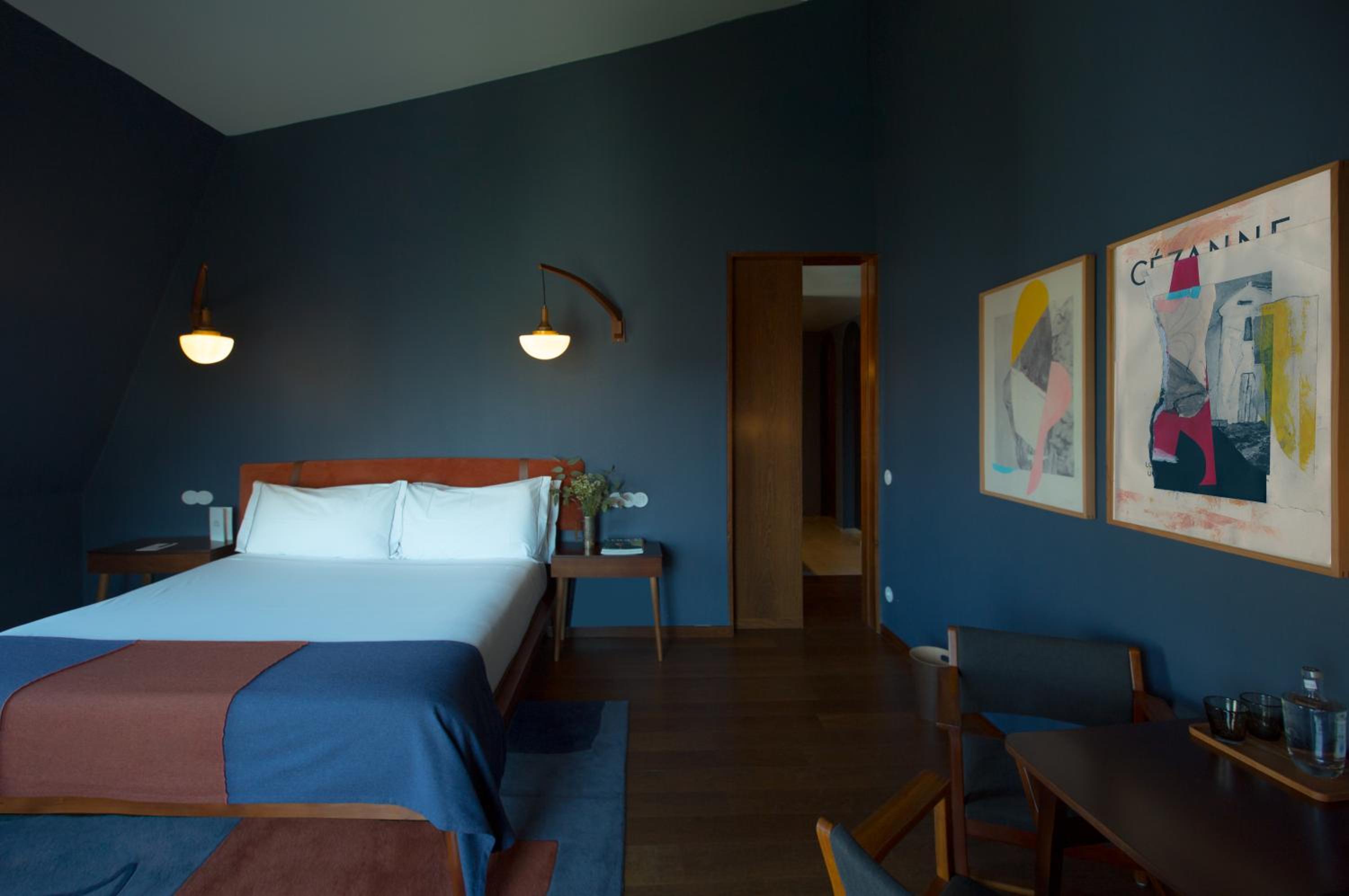 Suite - Photo 10