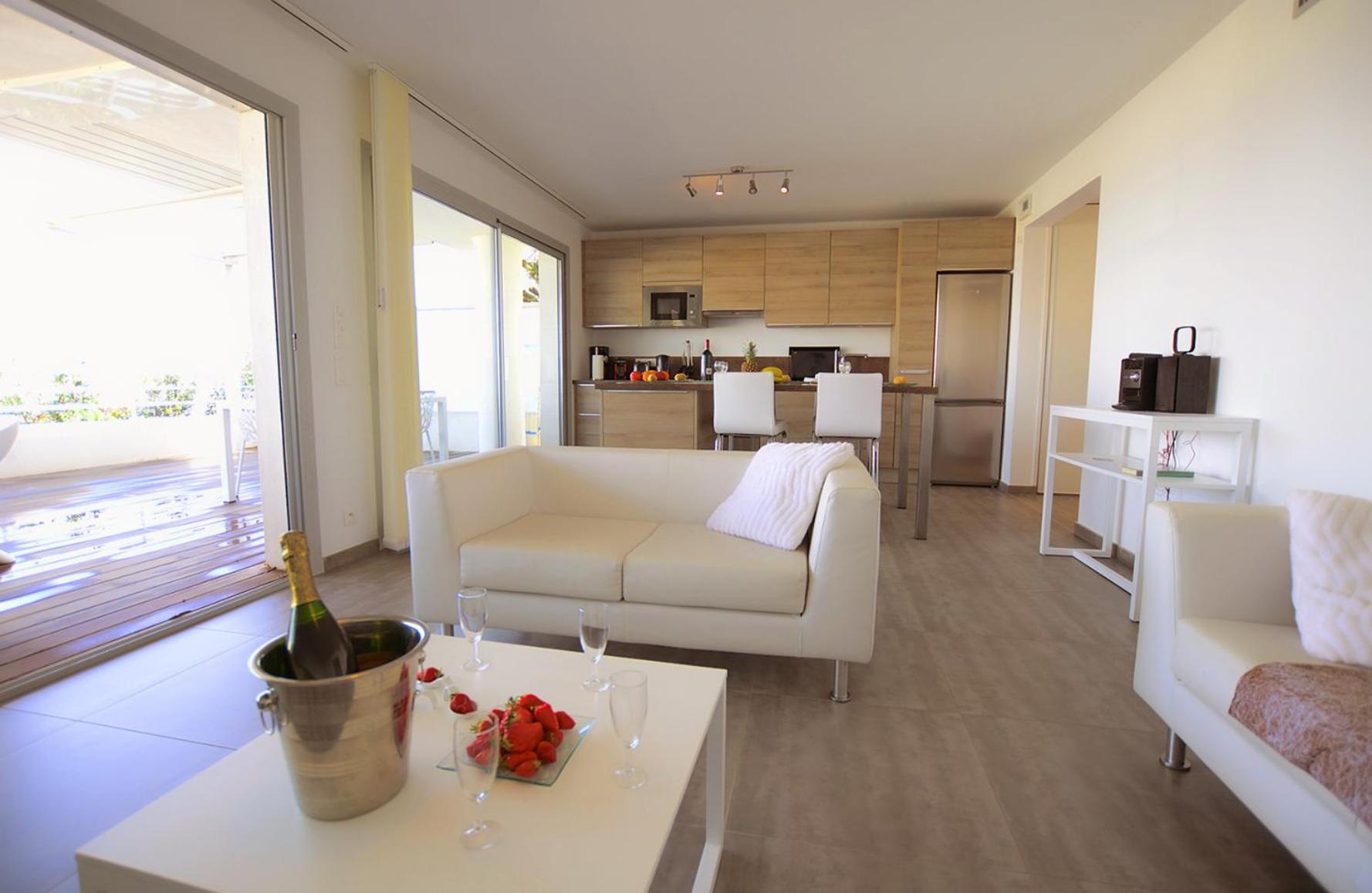 Two-Bedroom Apartment With Sea View - Ground Floor
