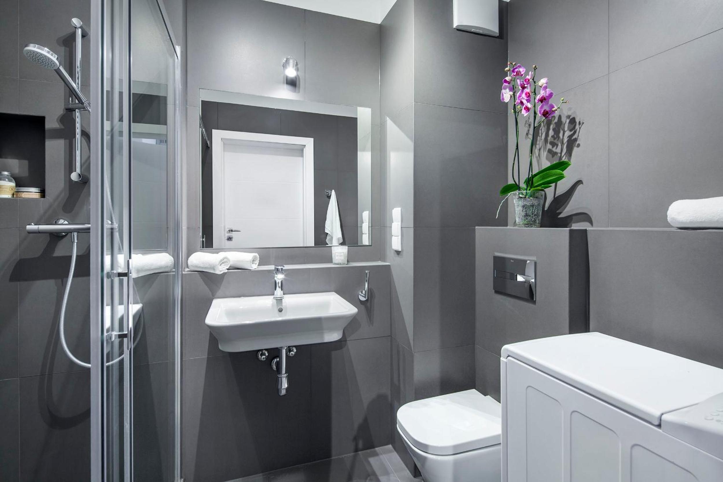 Superior Suite - Photo 16