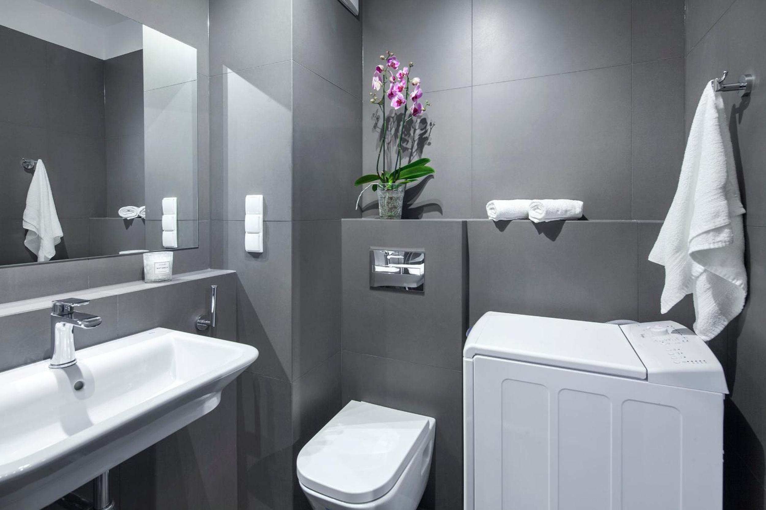 Superior Suite - Photo 15