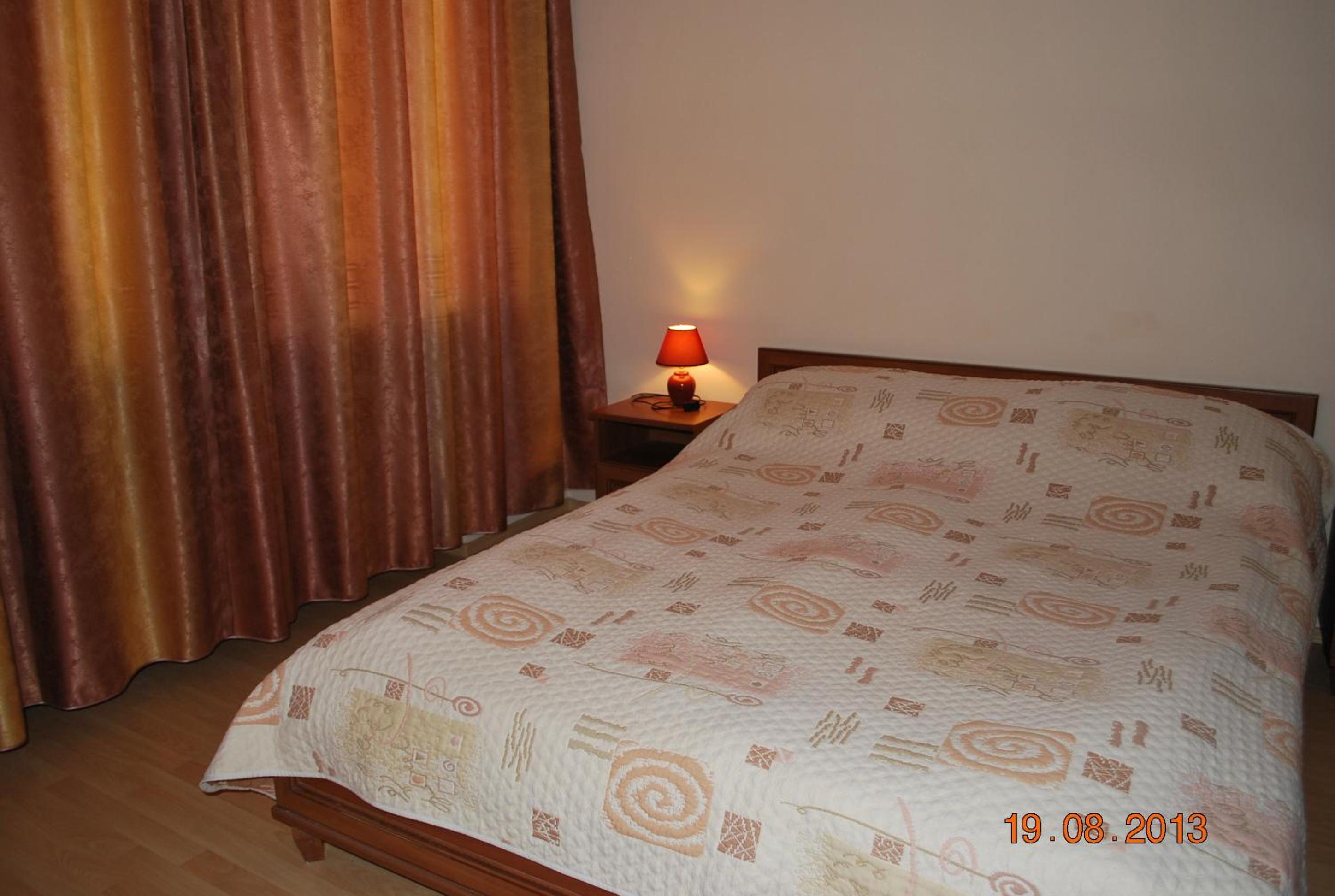 Double Room - Photo 5
