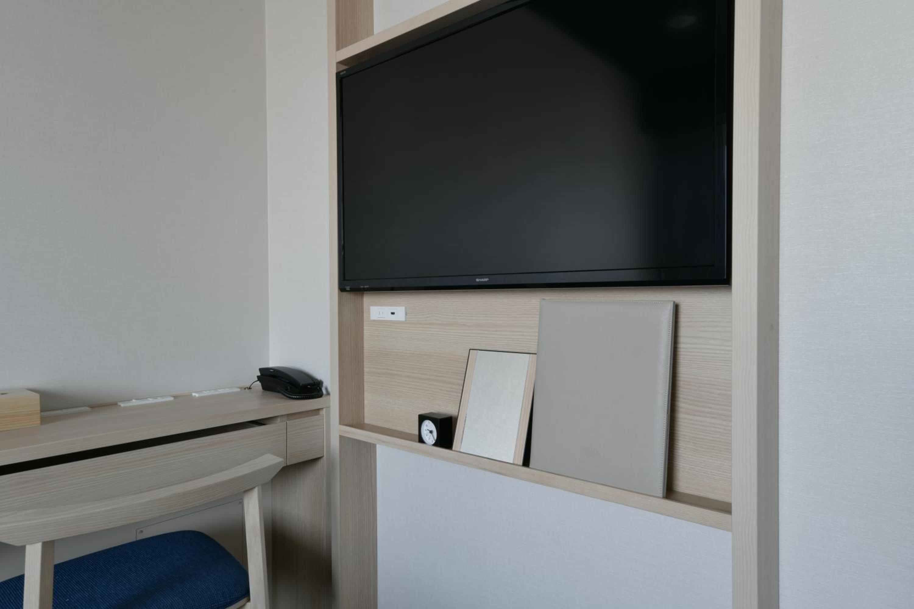 Standard Twin Room - Non-Smoking - Photo 5