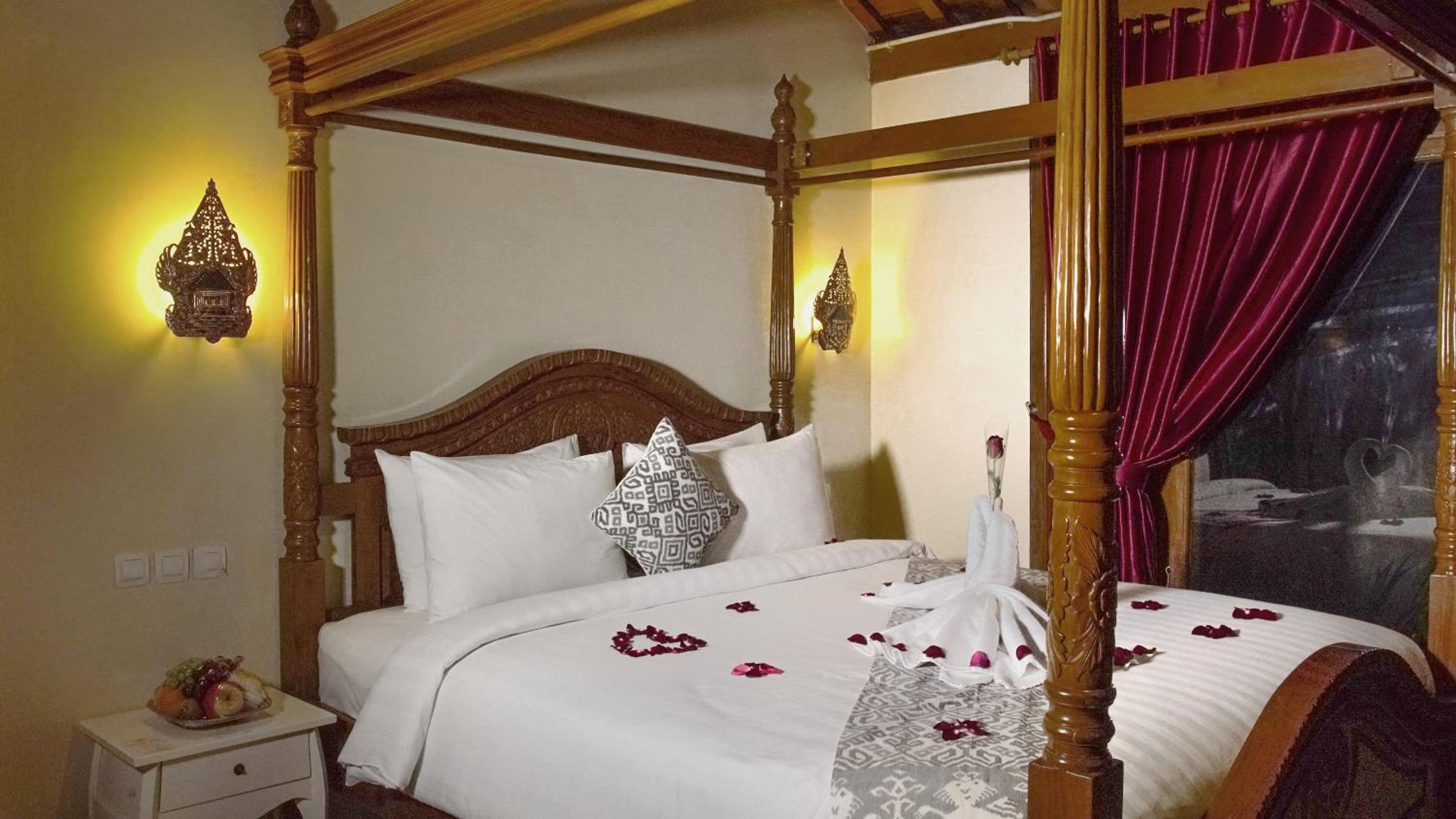 Deluxe Suite - Photo 8