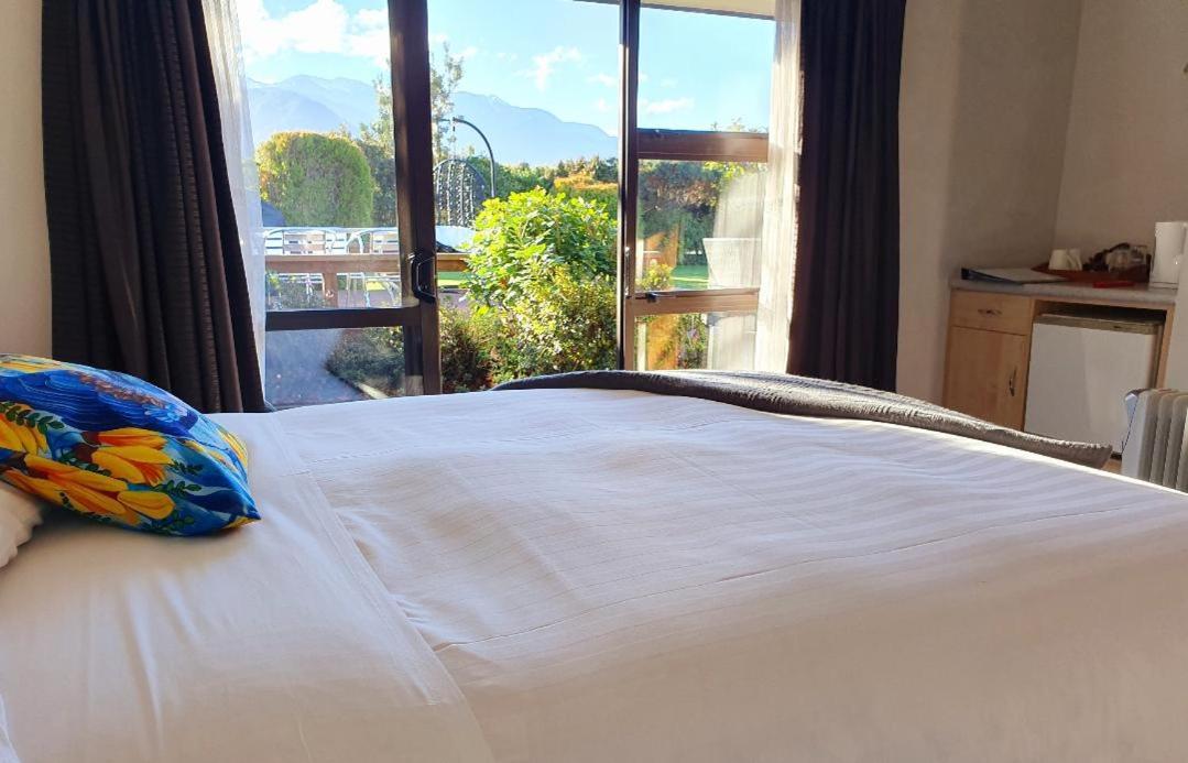 Suite with Mountain View photo 2