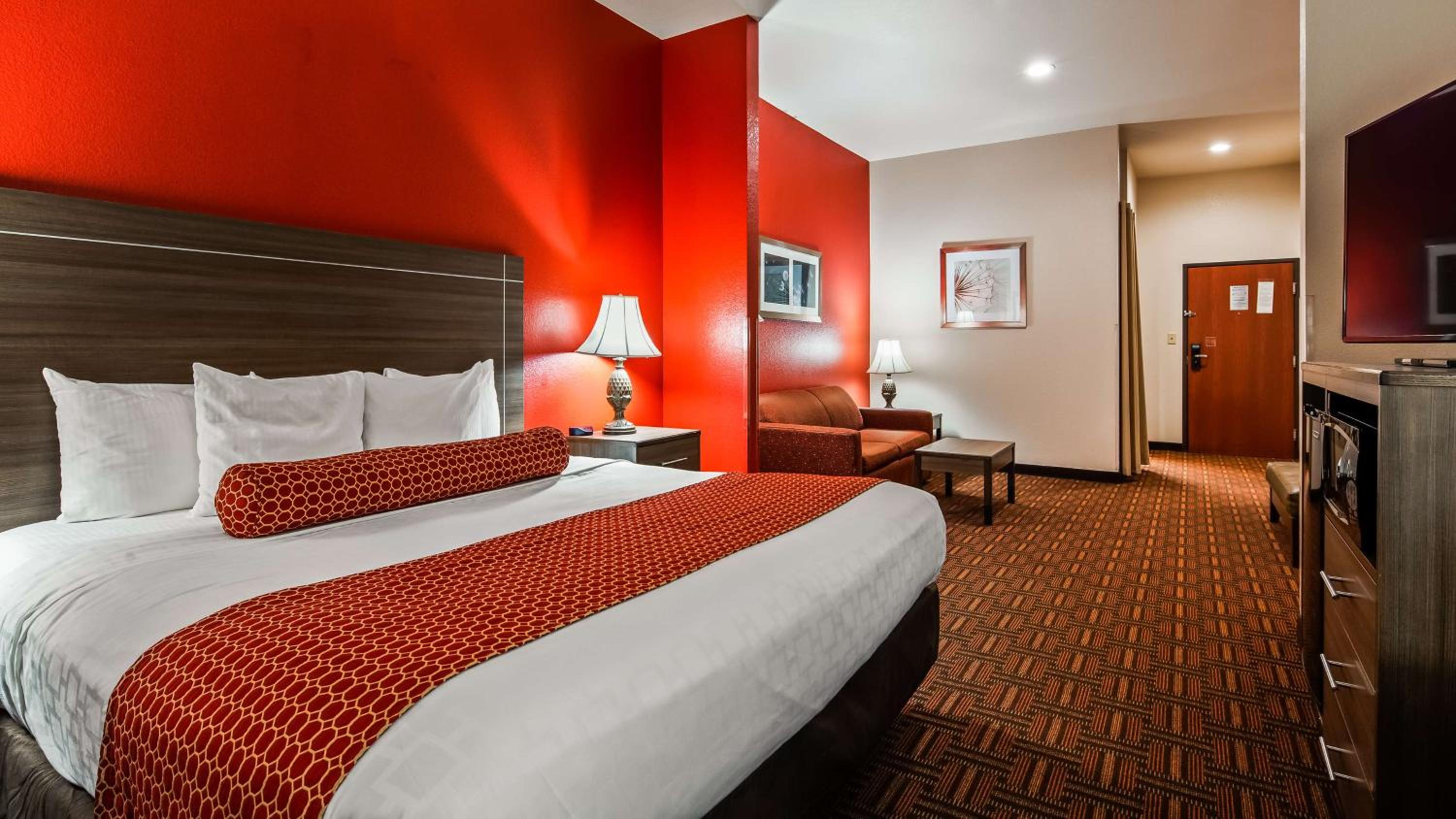 King Suite - Non-Smoking - Photo 1