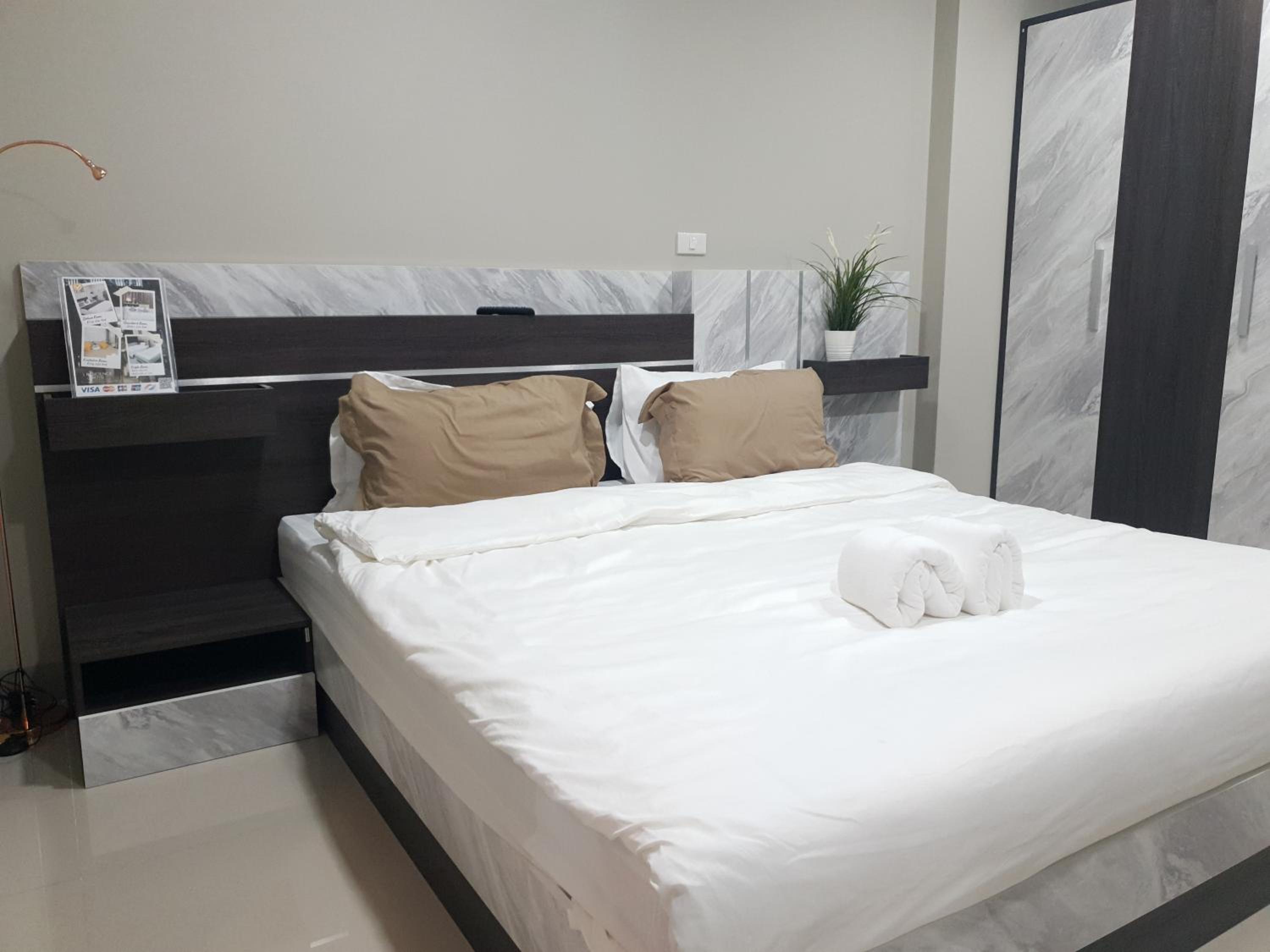 Deluxe Single Room photo 3