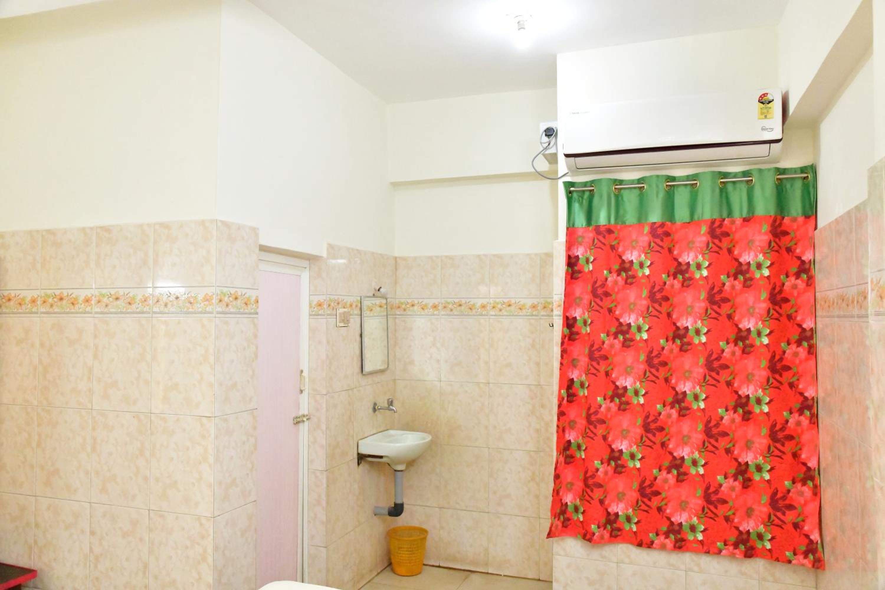 Classic Triple Room - Photo 6
