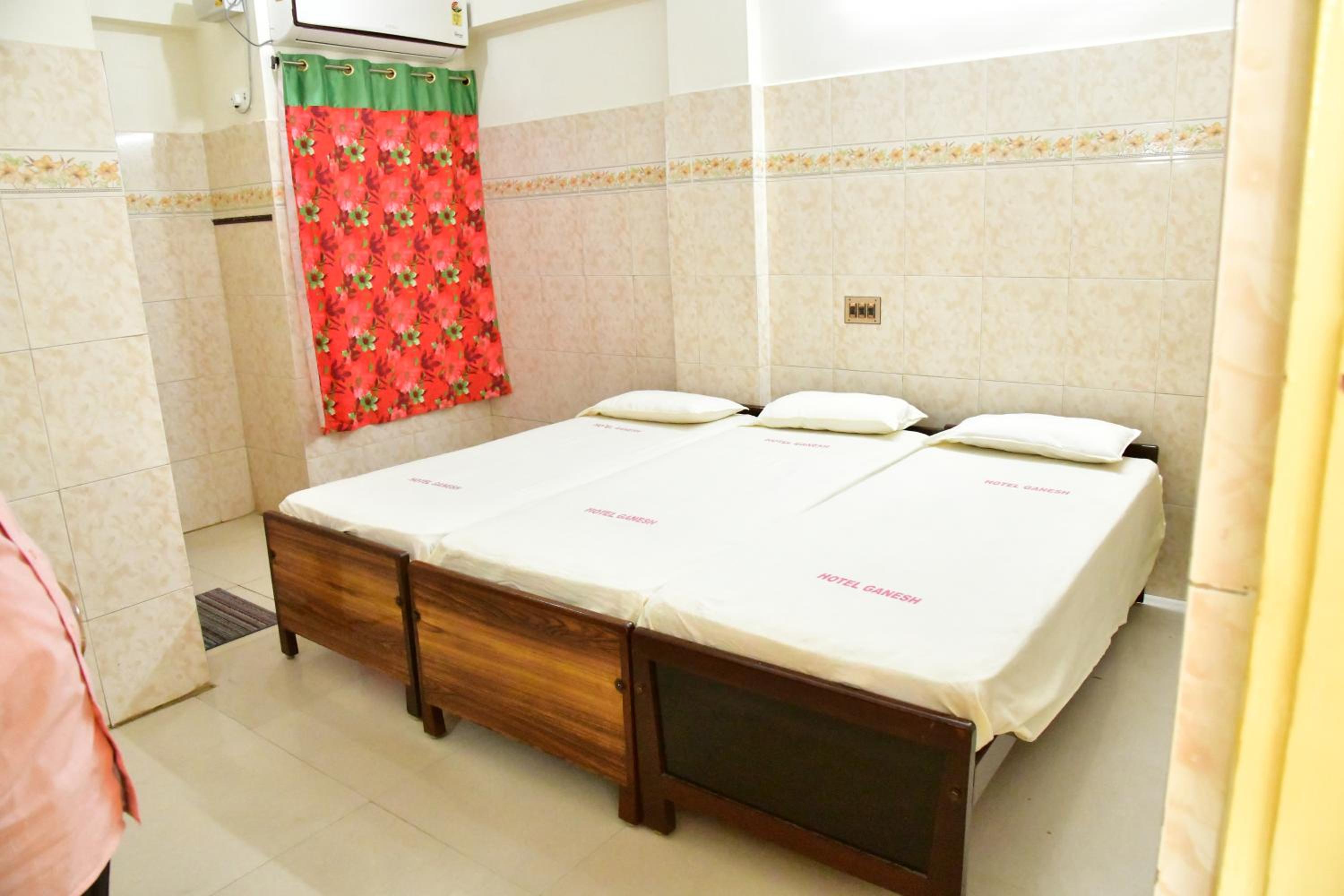 Classic Triple Room - Photo 1