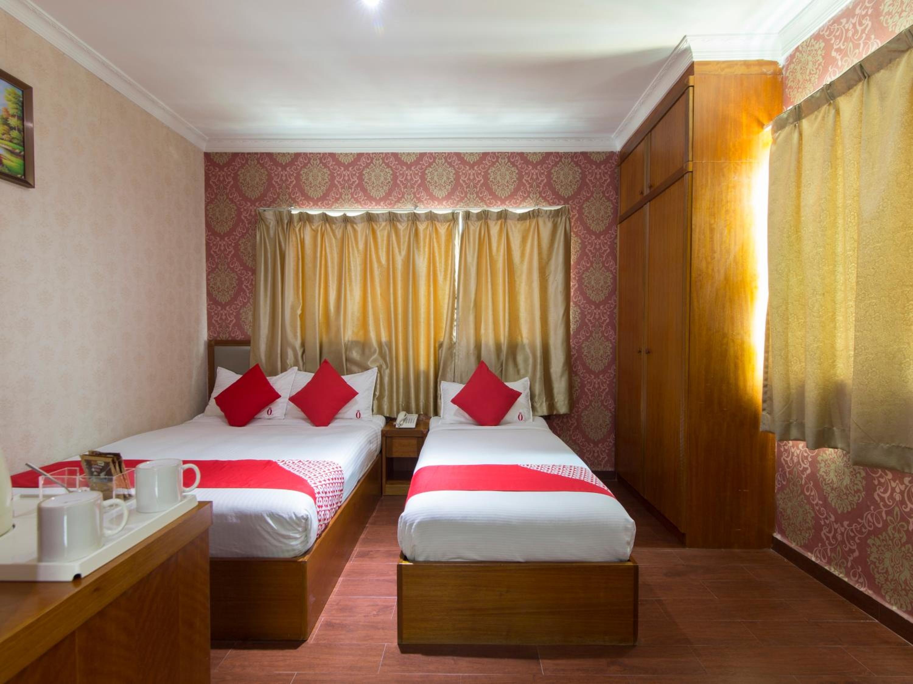 Superior Suite - Photo 3