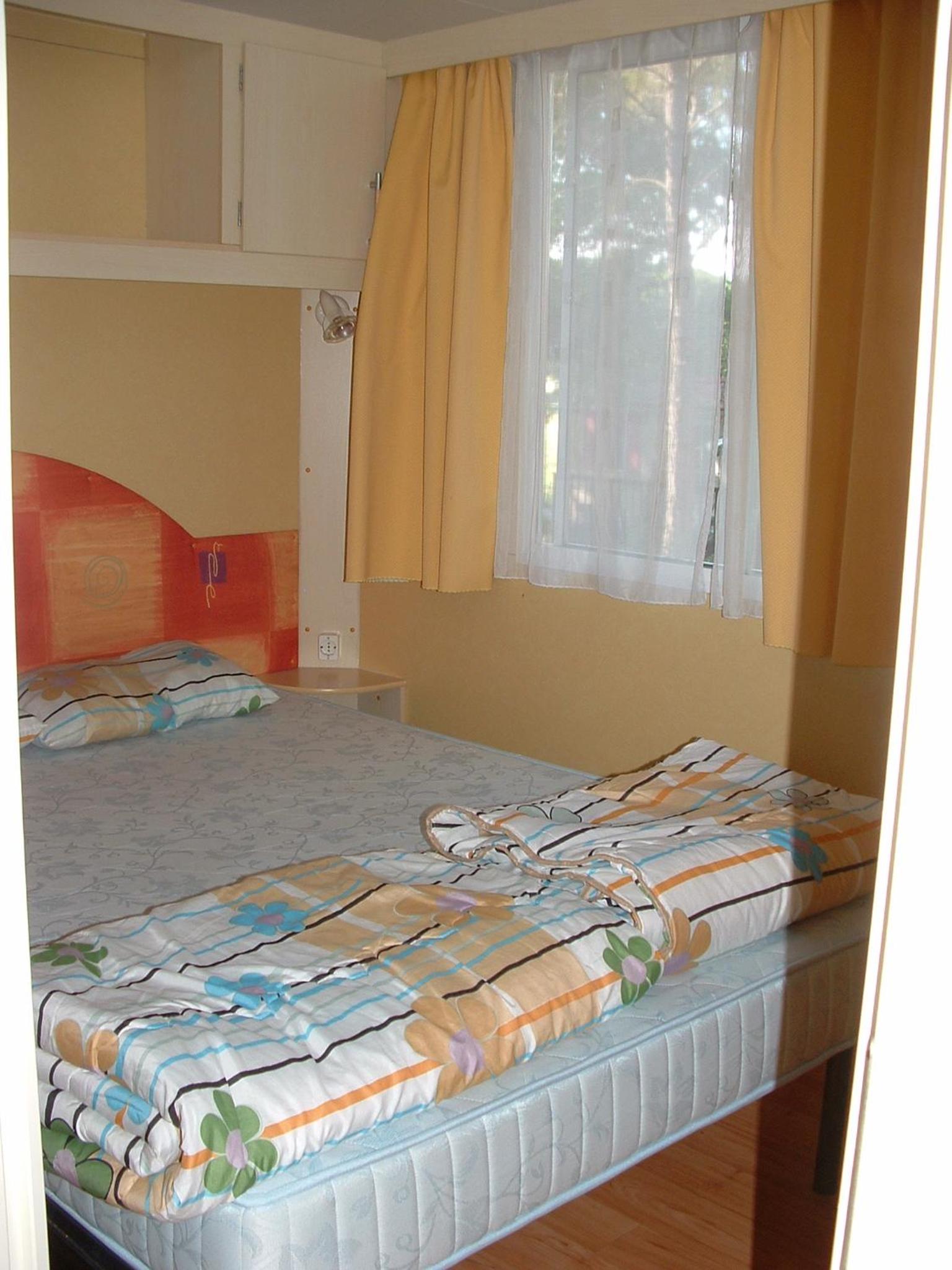 Mobile Home photo 3