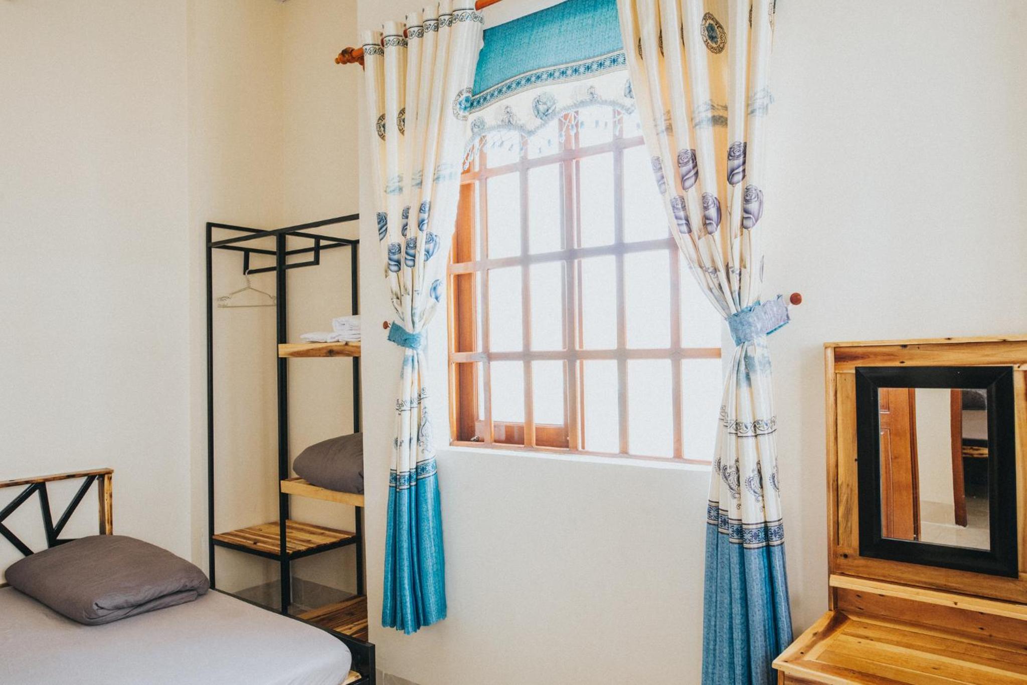 King Room with Balcony photo 1