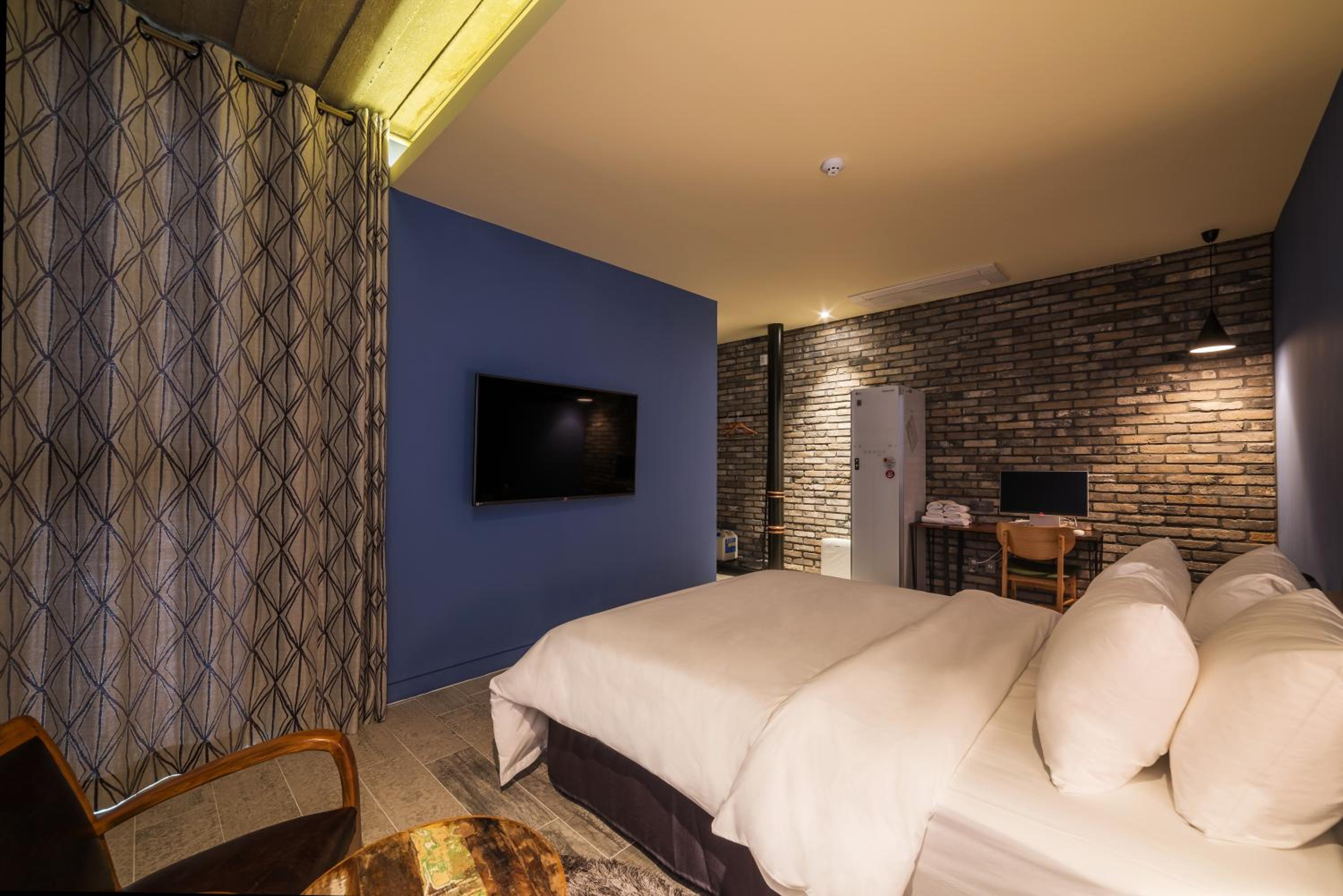 Deluxe Double Room - Photo 2