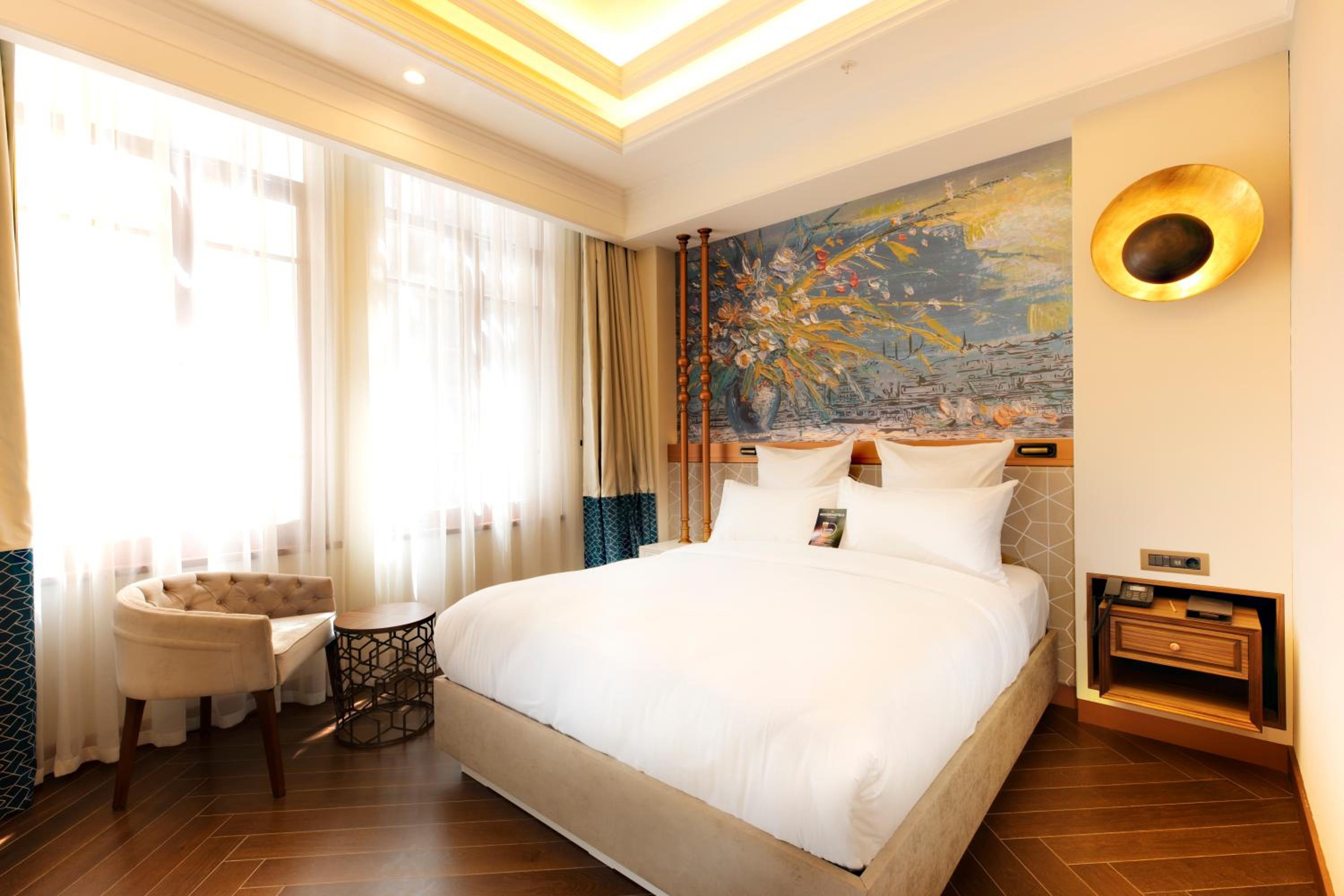 Deluxe Room, 2 Twin Beds with Sofa