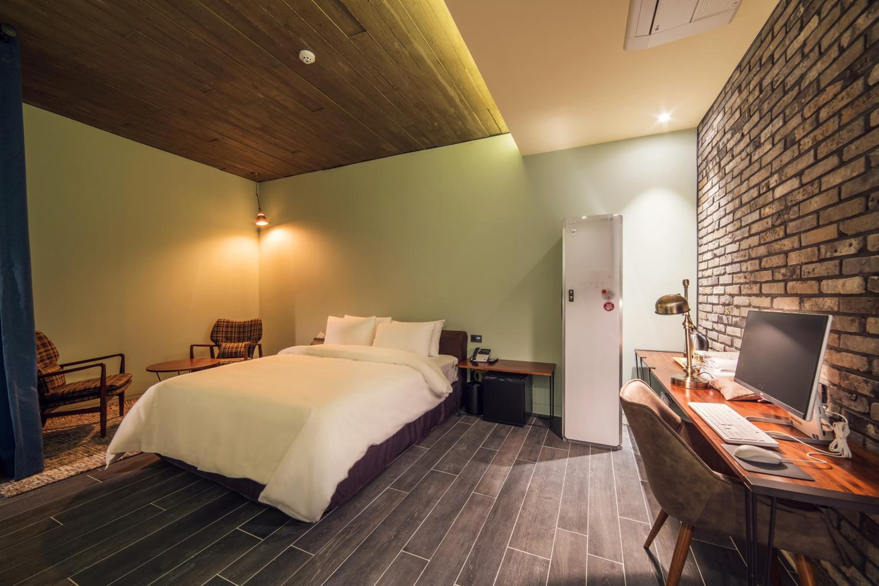 Deluxe Double Room - Photo 1