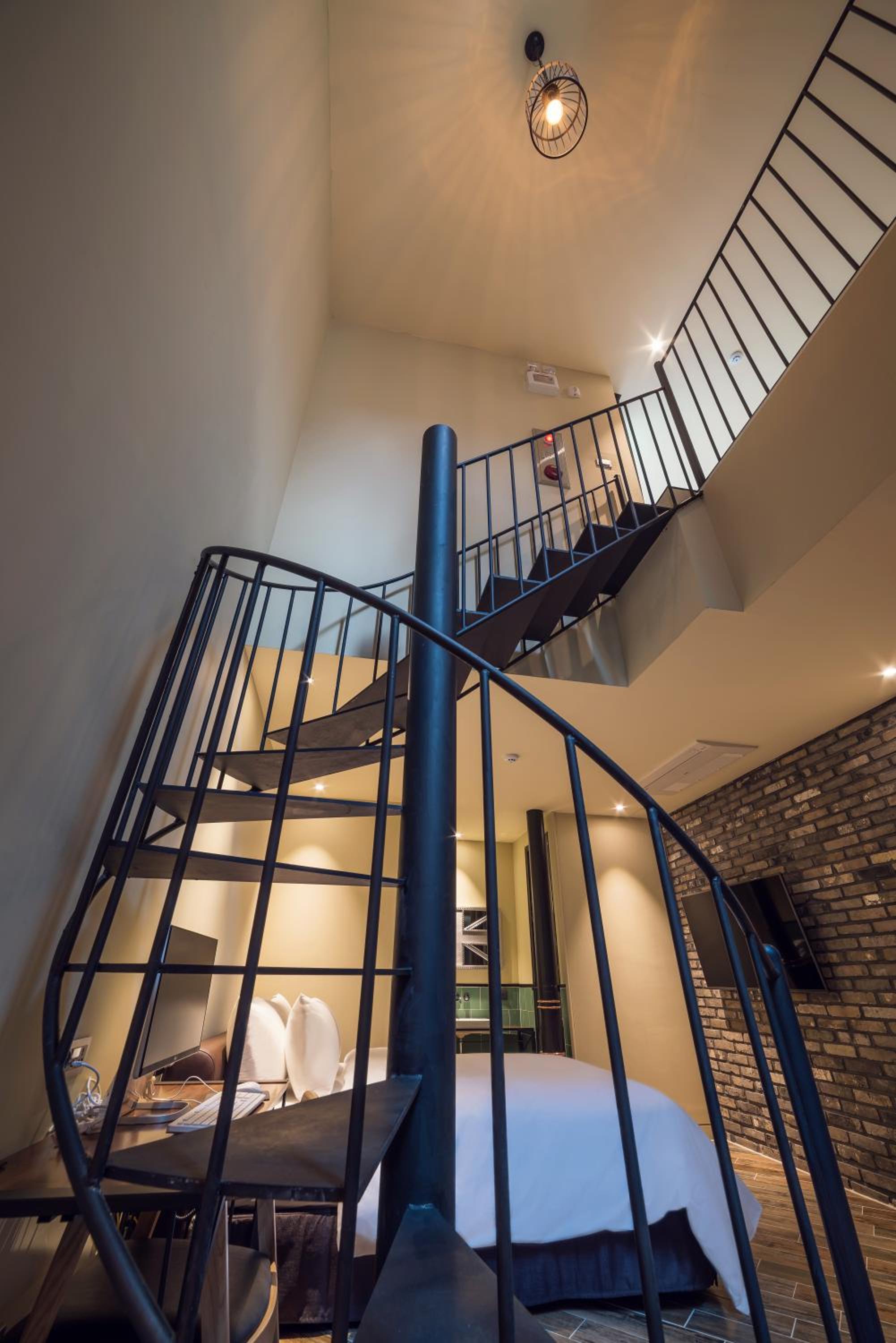 Double Room with Terrace - Photo 3