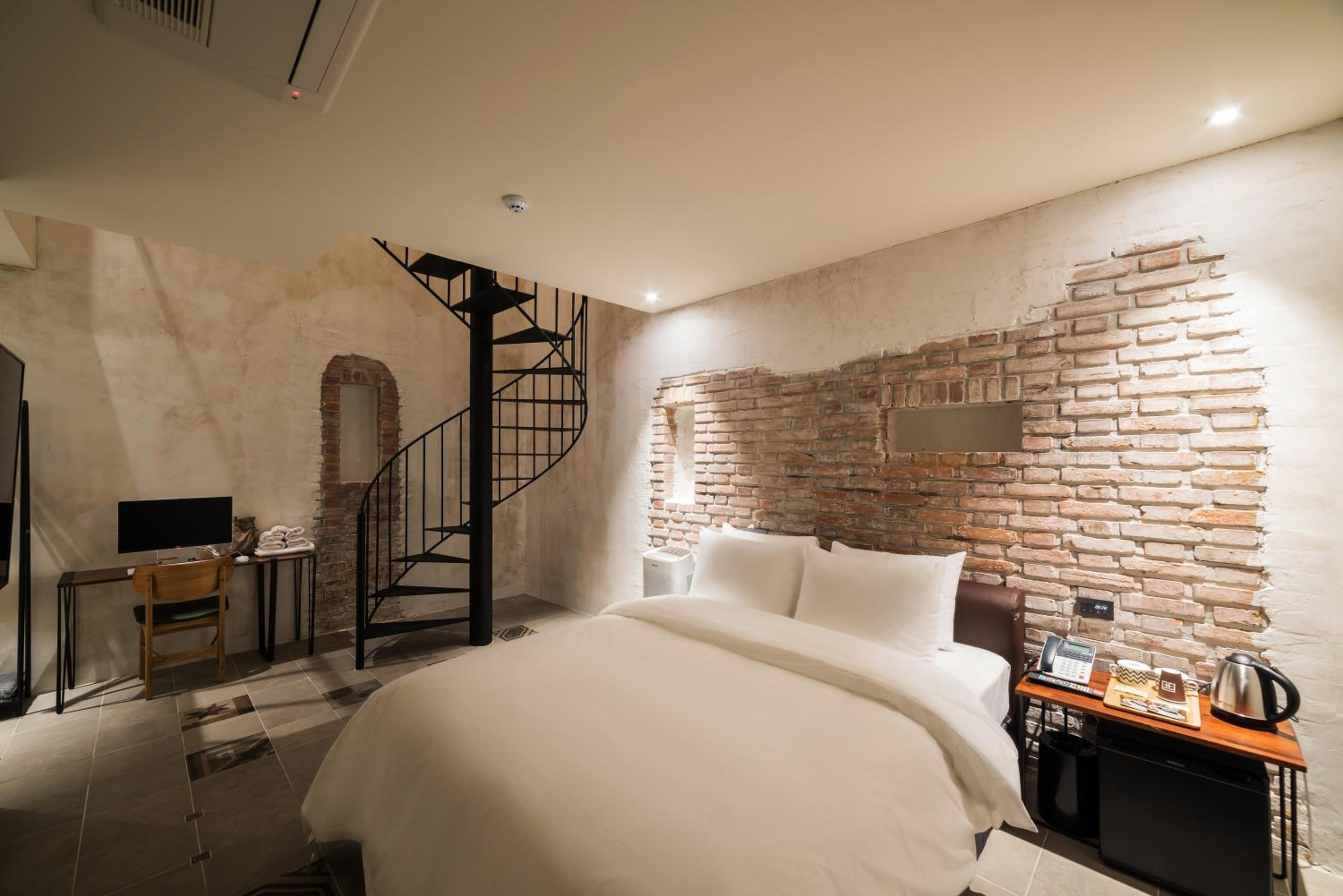 Double Room with Terrace - Photo 1