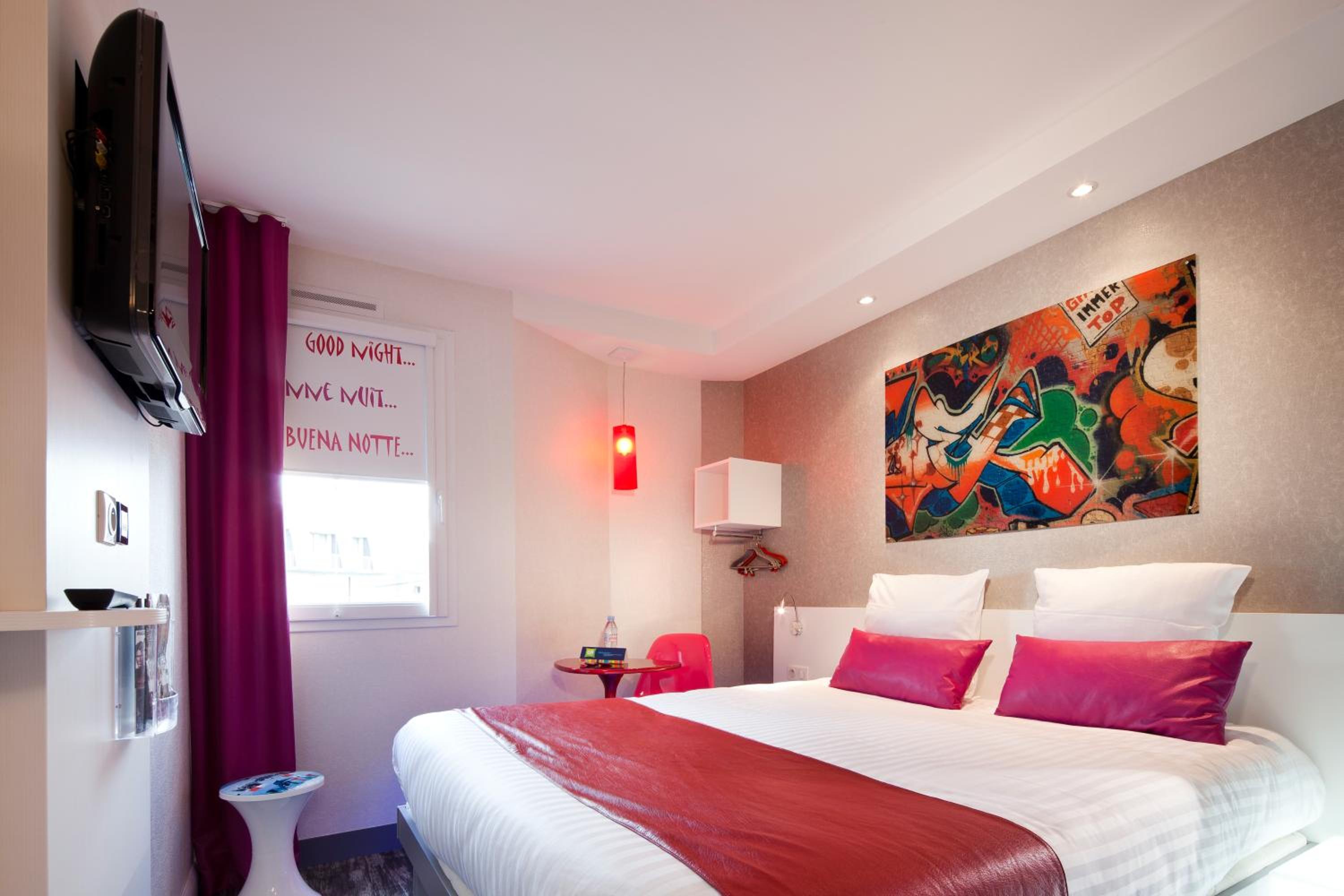 Standard Double Room - Photo 3