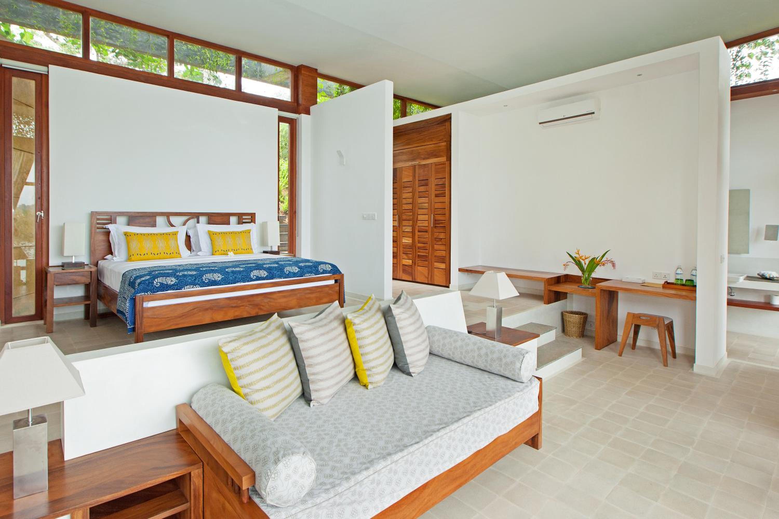 Lake Villa photo 2