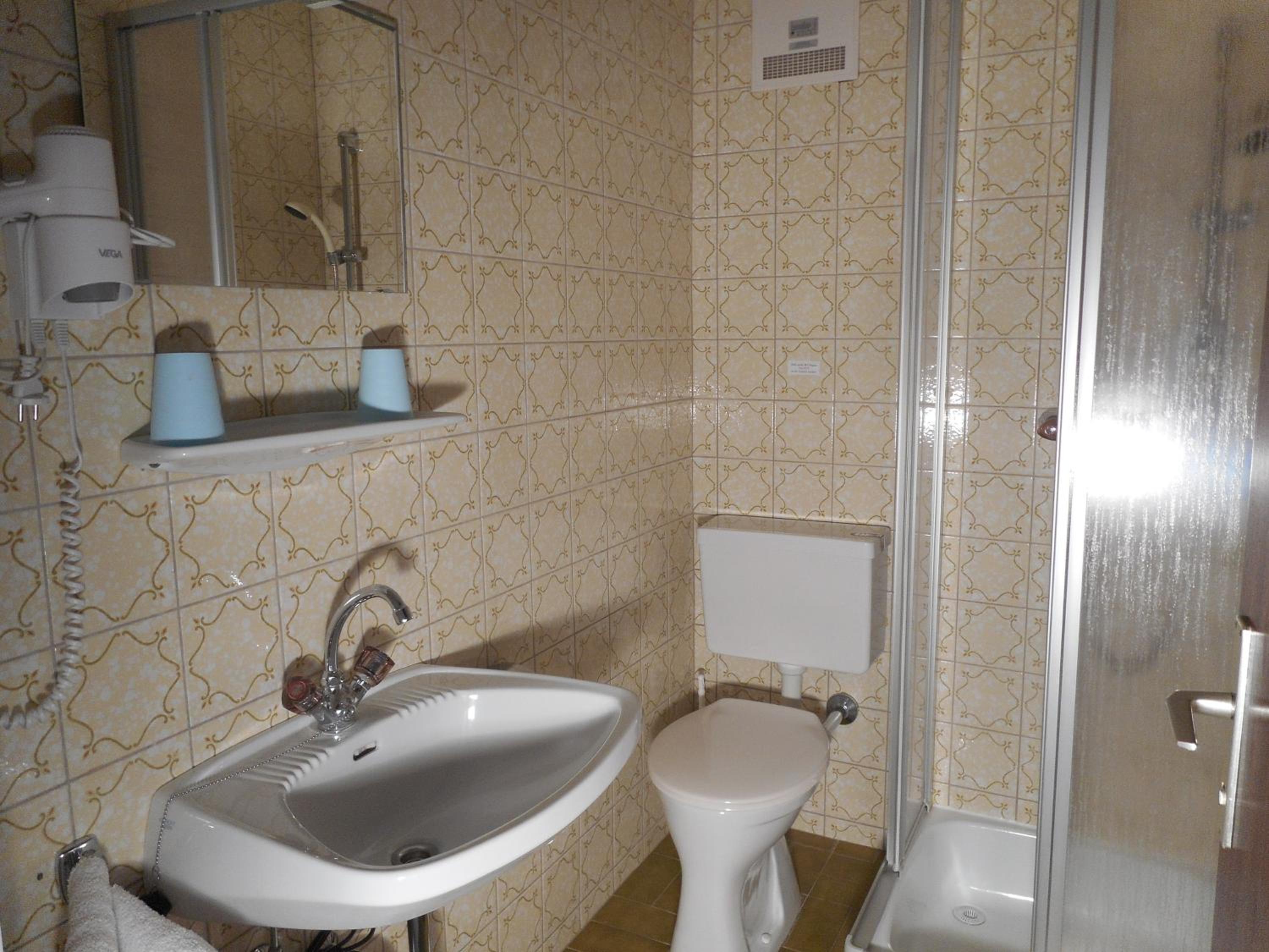 Double Room 3 photo 2