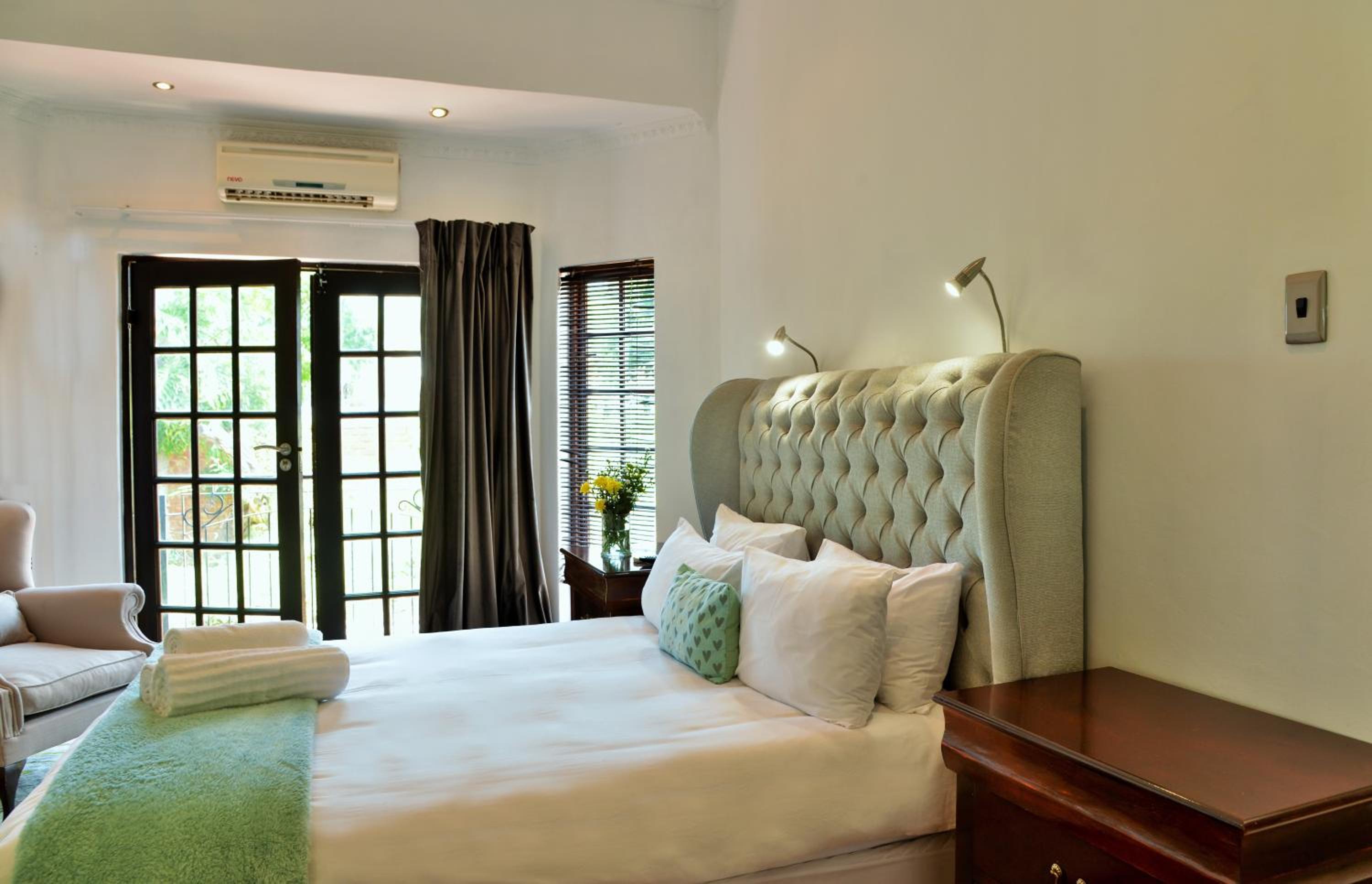 Standard Queen Room - Photo 2