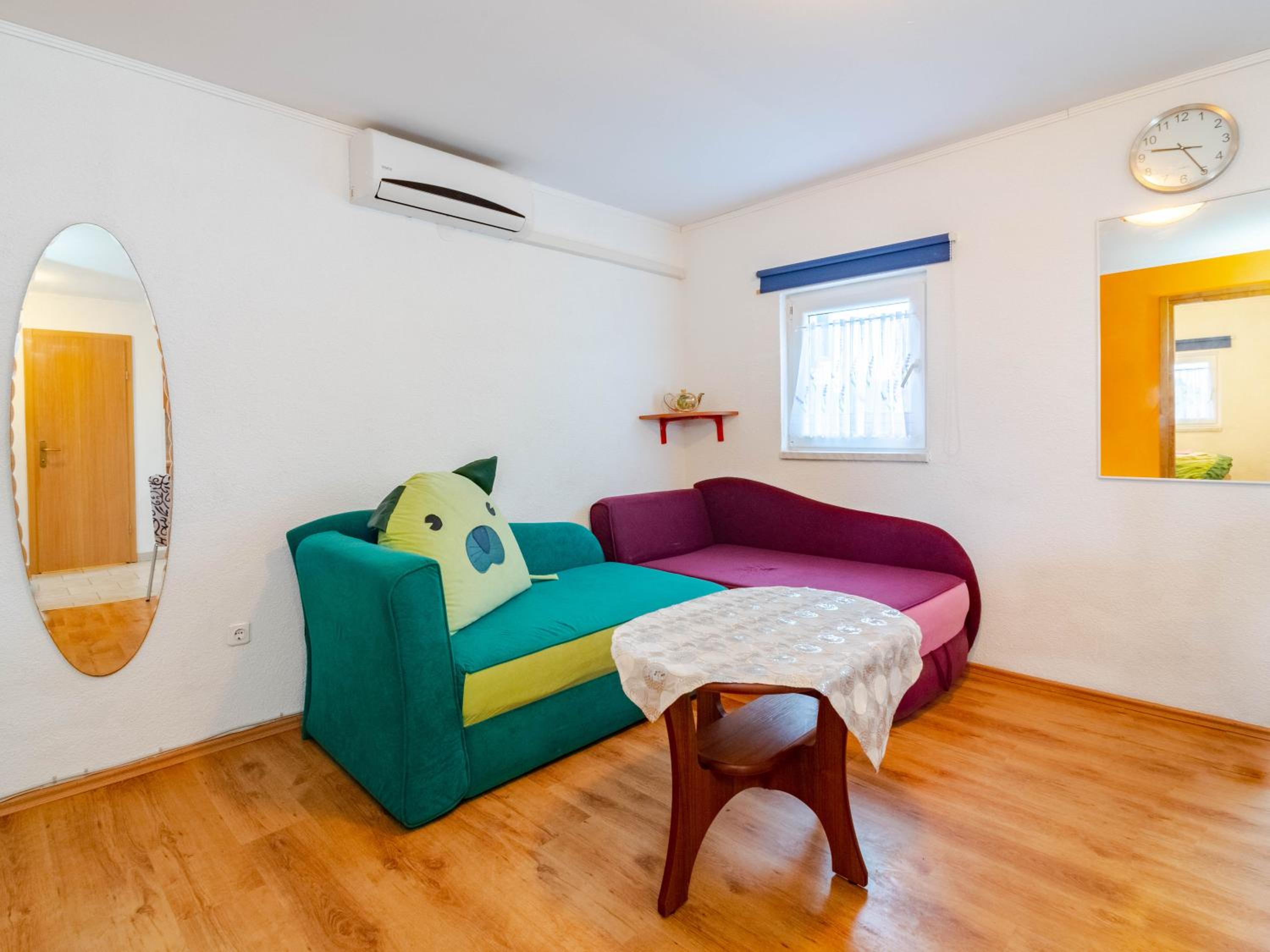 One-Bedroom Apartment with Balcony - Photo 4