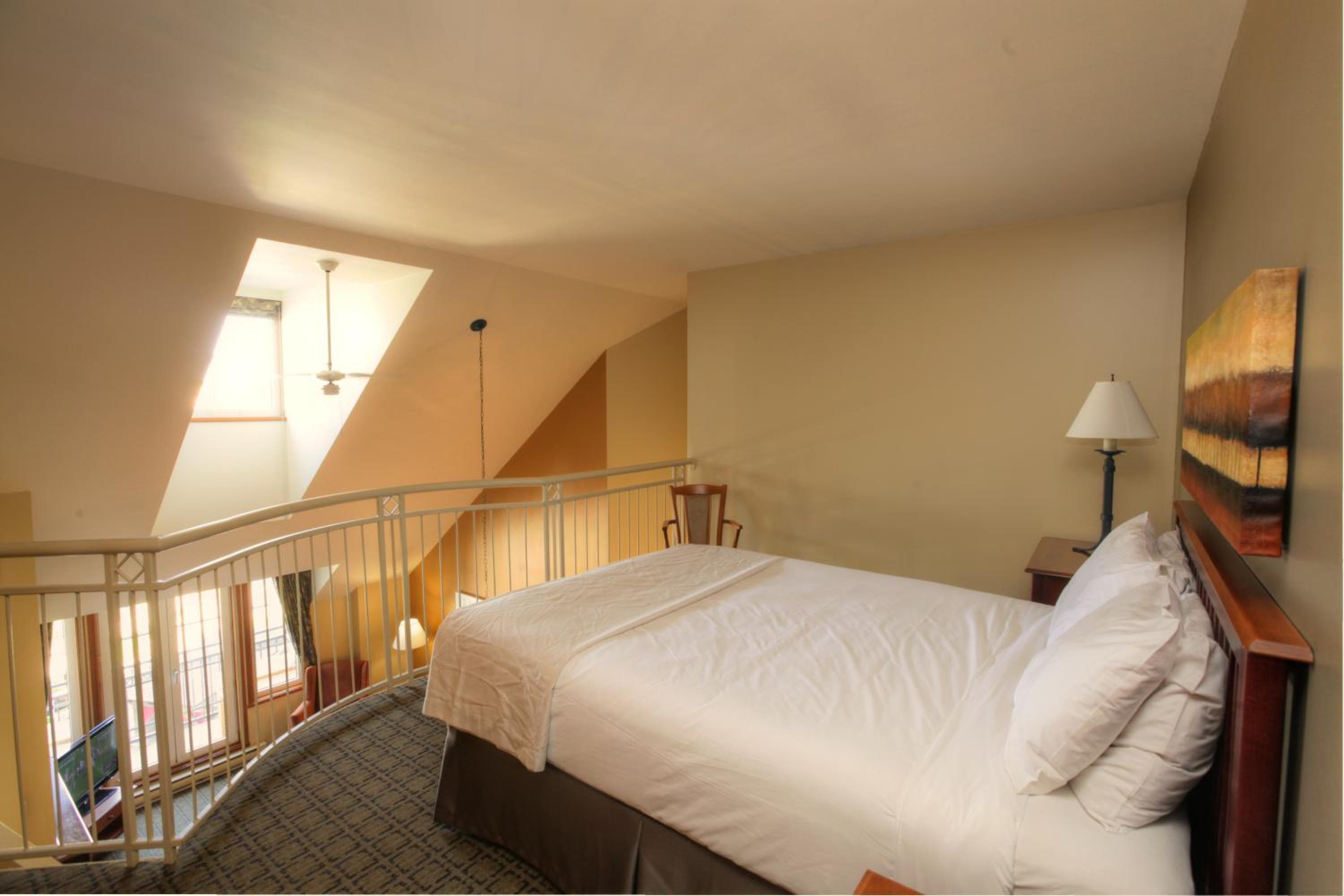 Loft Suite