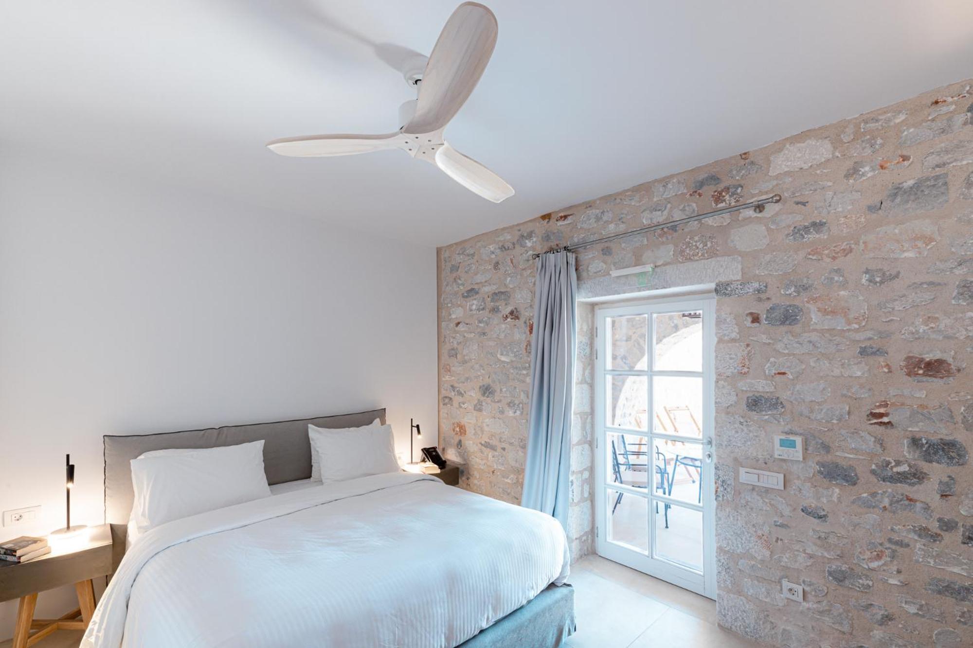 Double Room - Photo 2