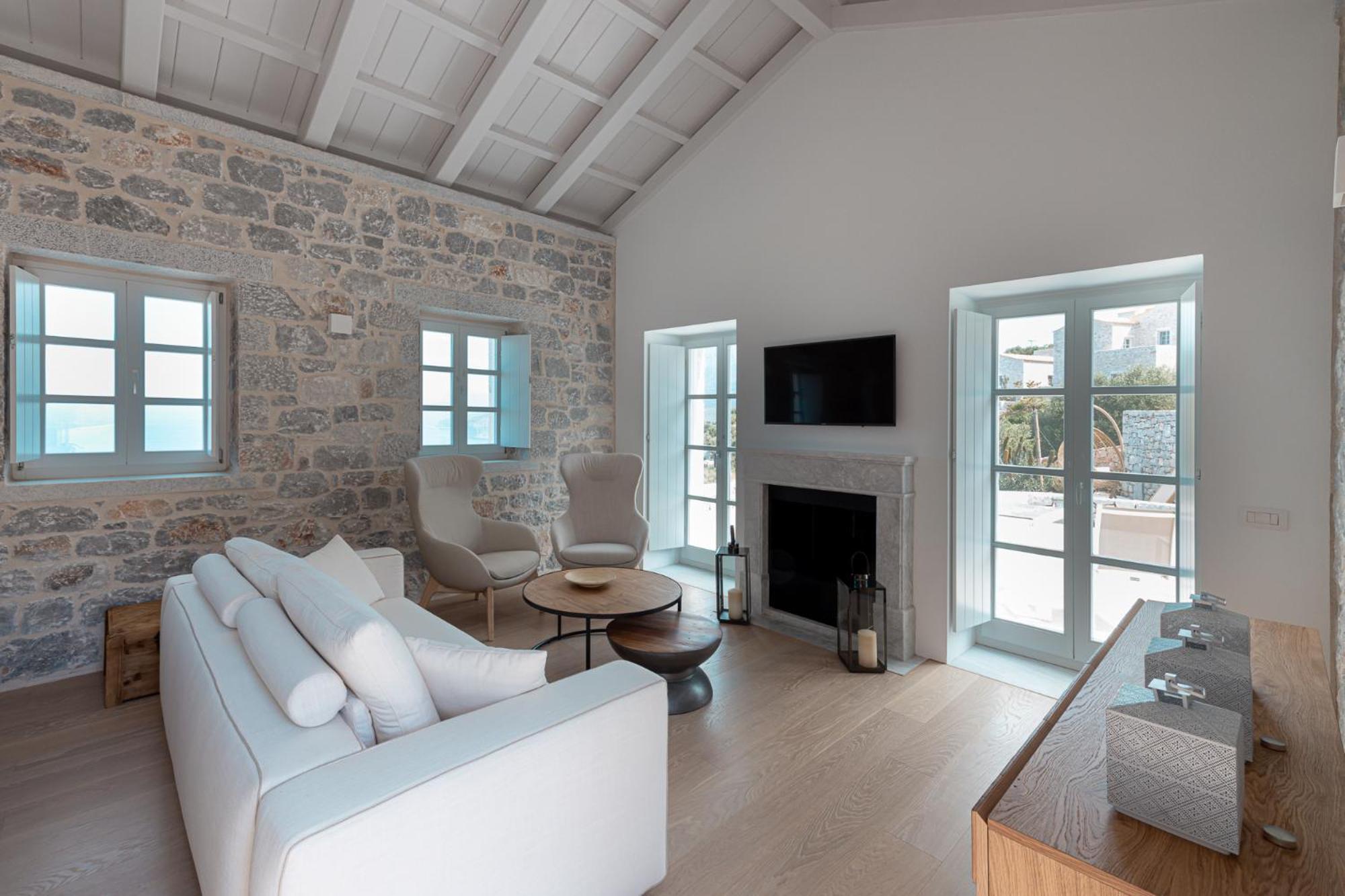 Two-Bedroom Suite - Photo 18