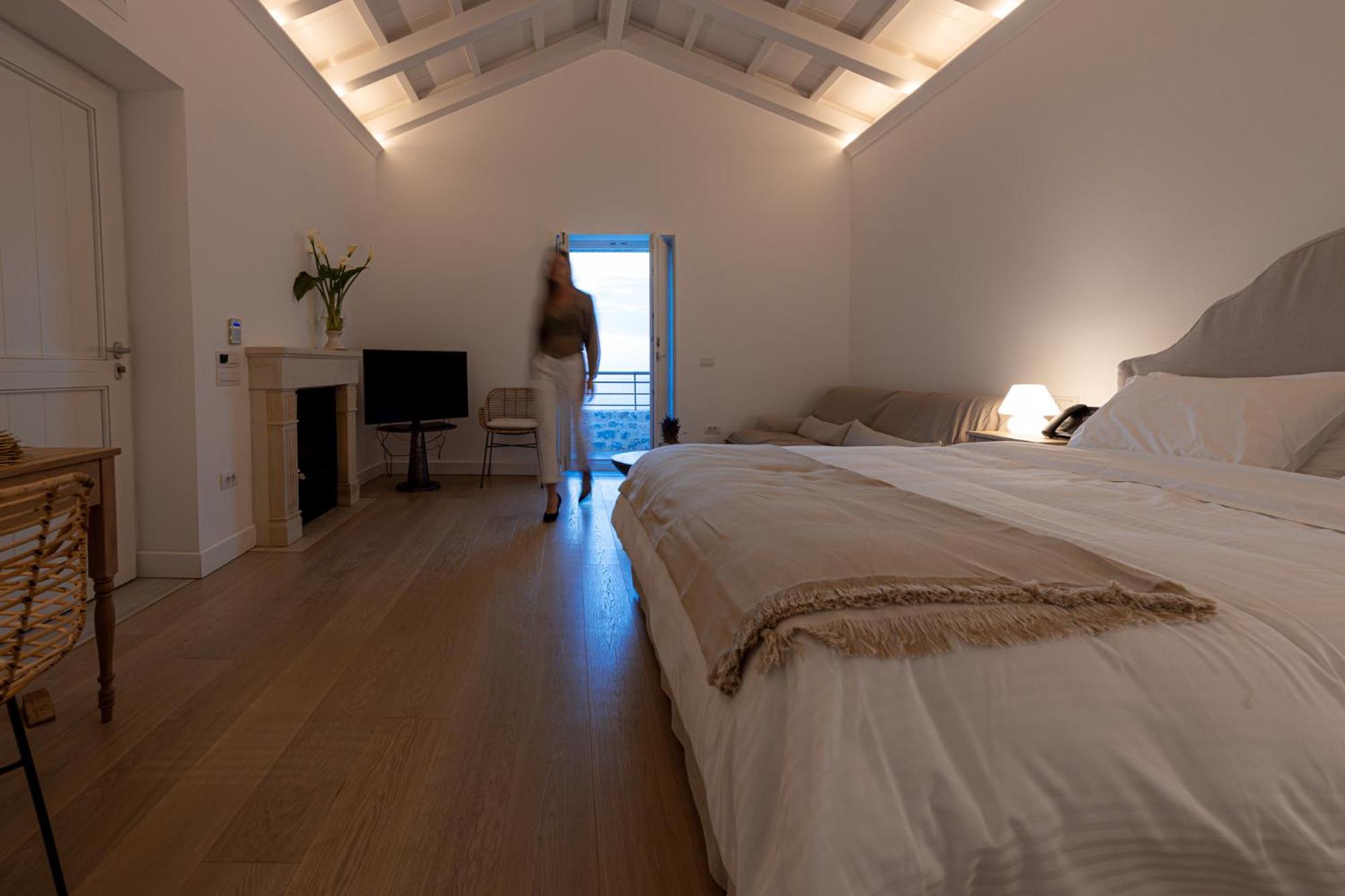 Deluxe Double Room photo 3