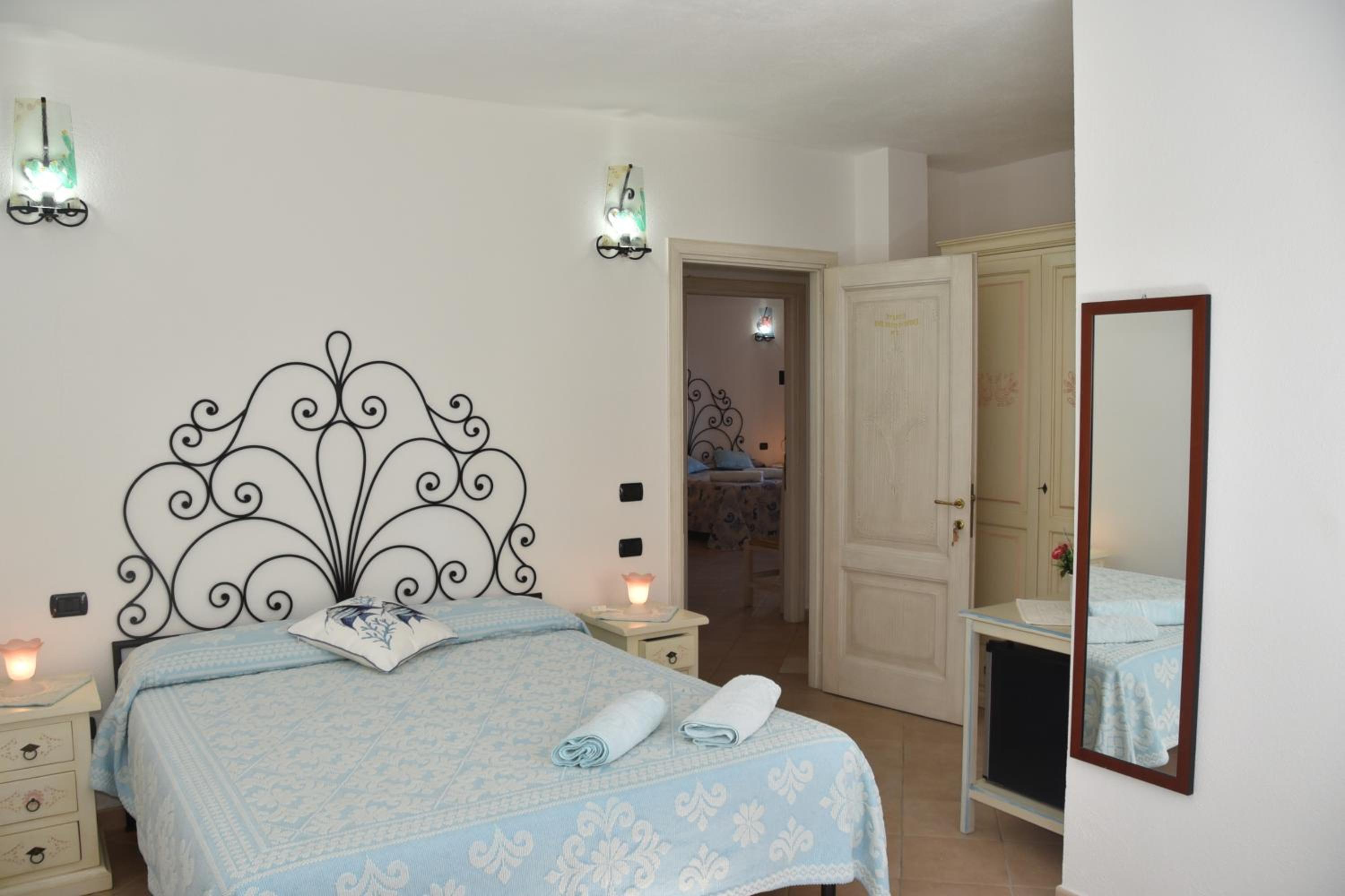 Triple Room with Private Bathroom photo 1