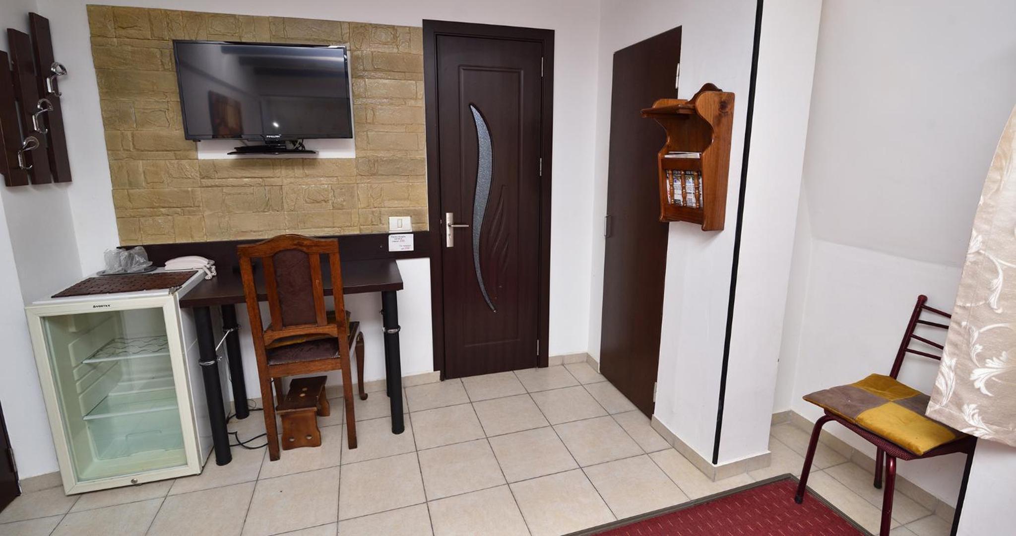 Standard Double/Twin Room - Photo 18