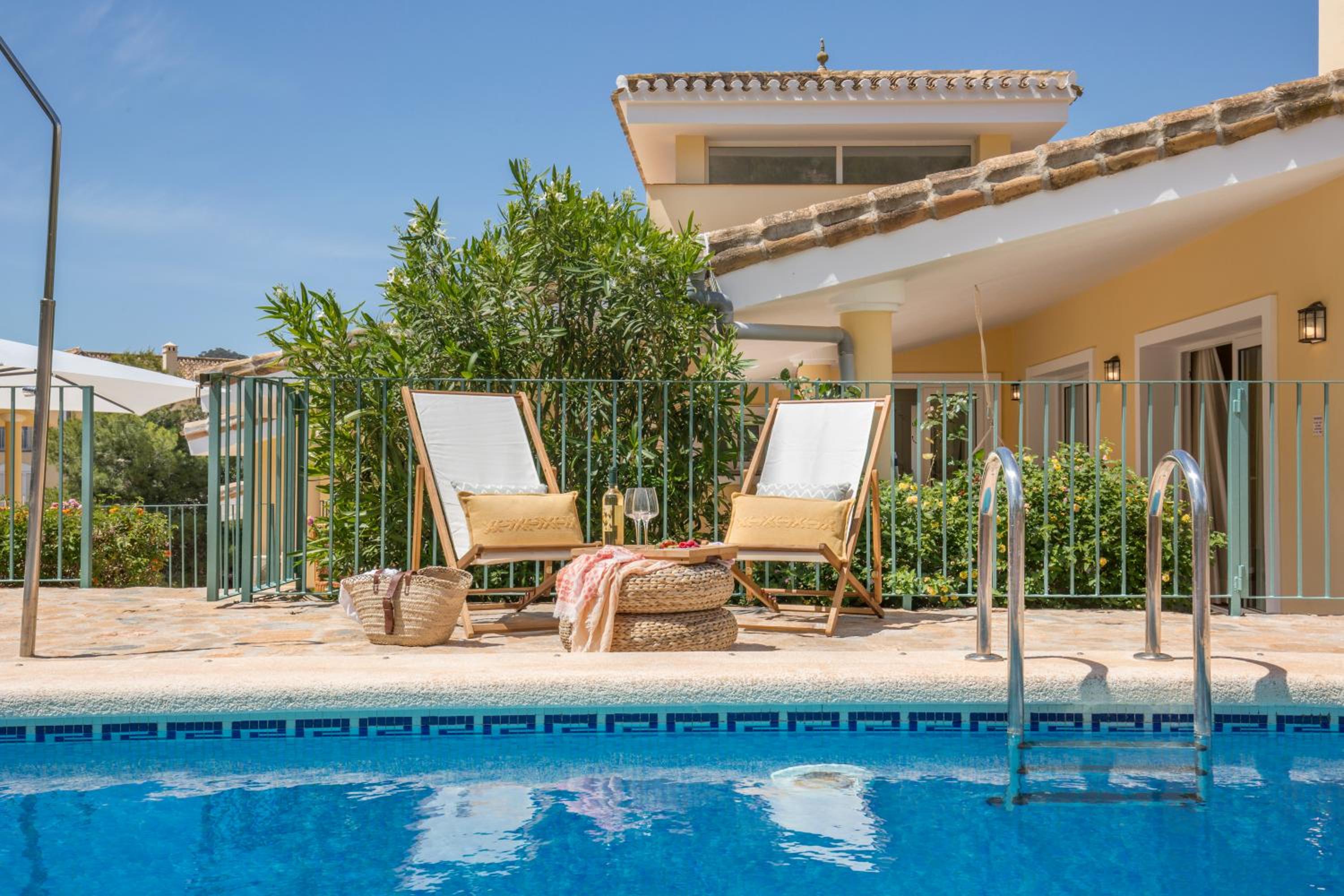 Villa photo 2