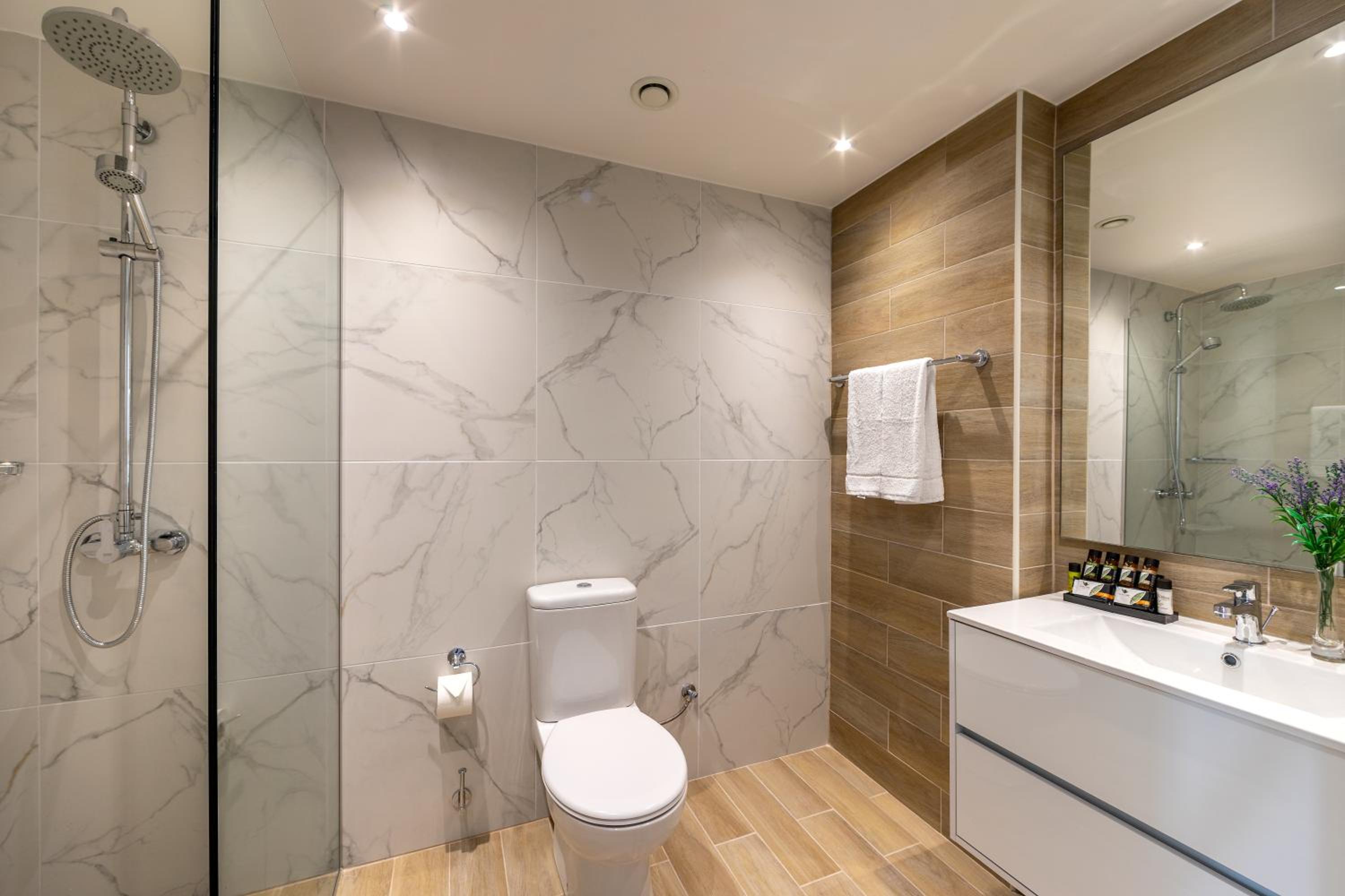 Deluxe Room Sea View with Executive Lounge Access