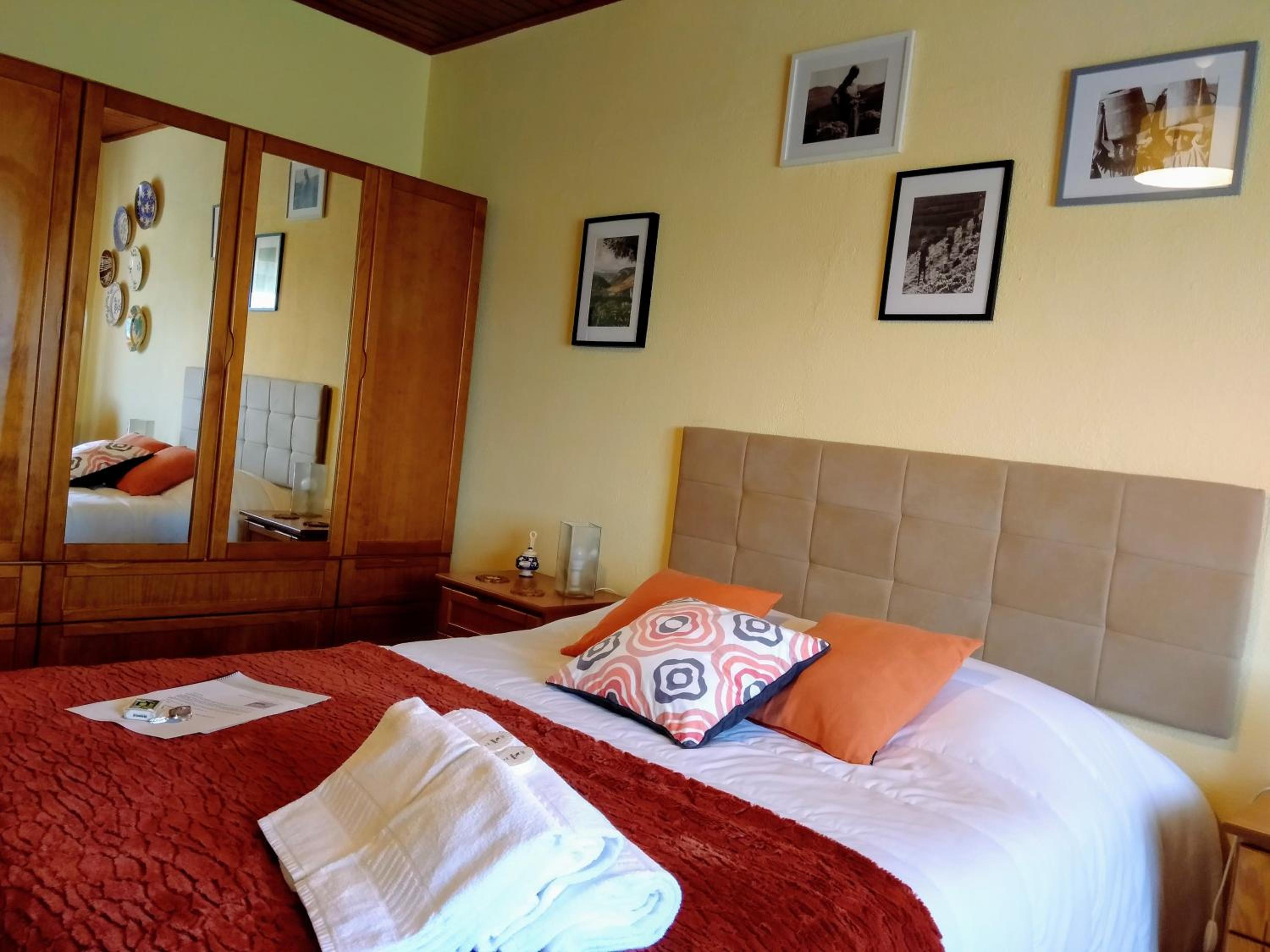 Quadruple Room with Private External Bathroom - Photo 2