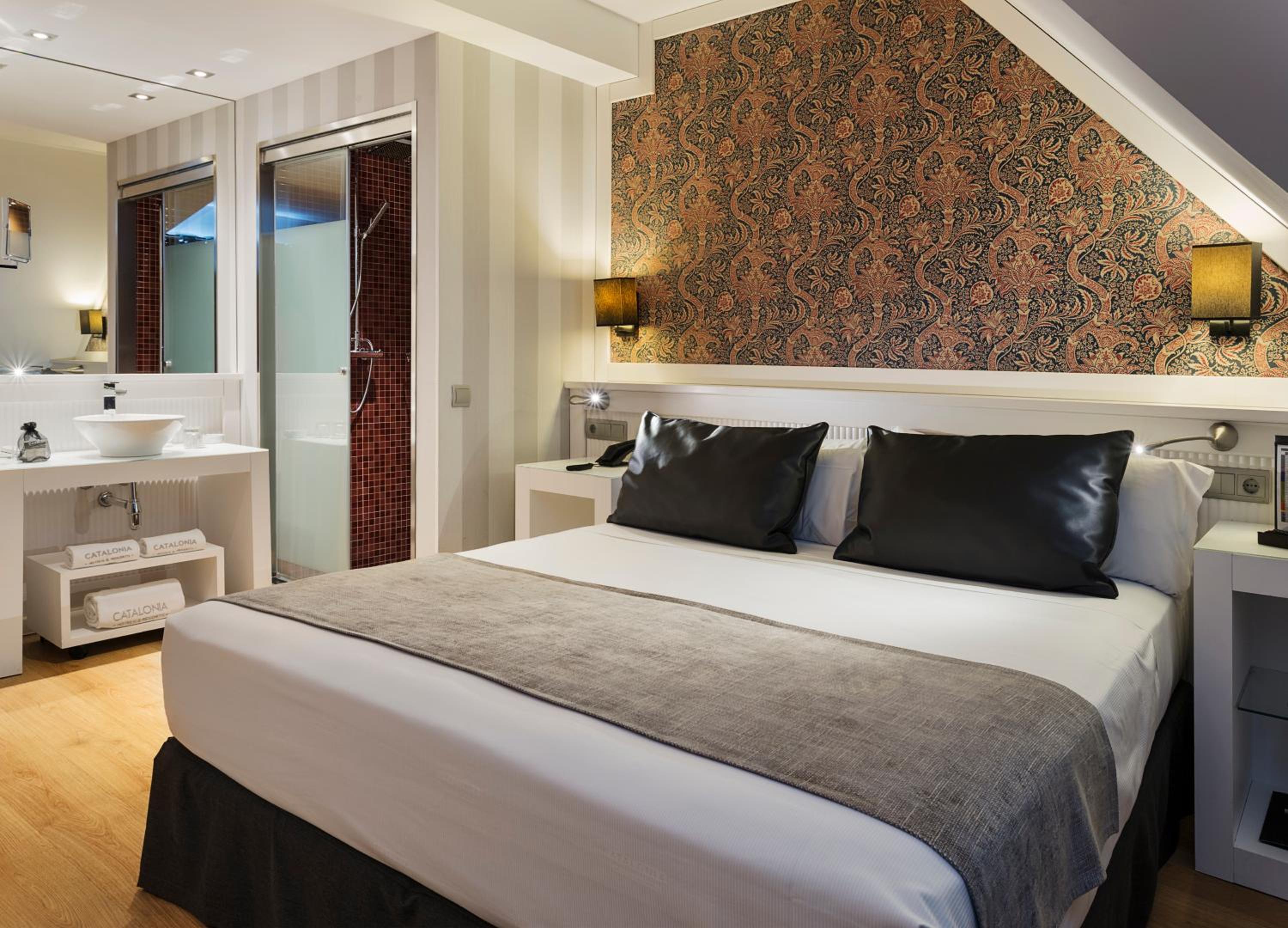 Double Room with Terrace and View - Photo 6