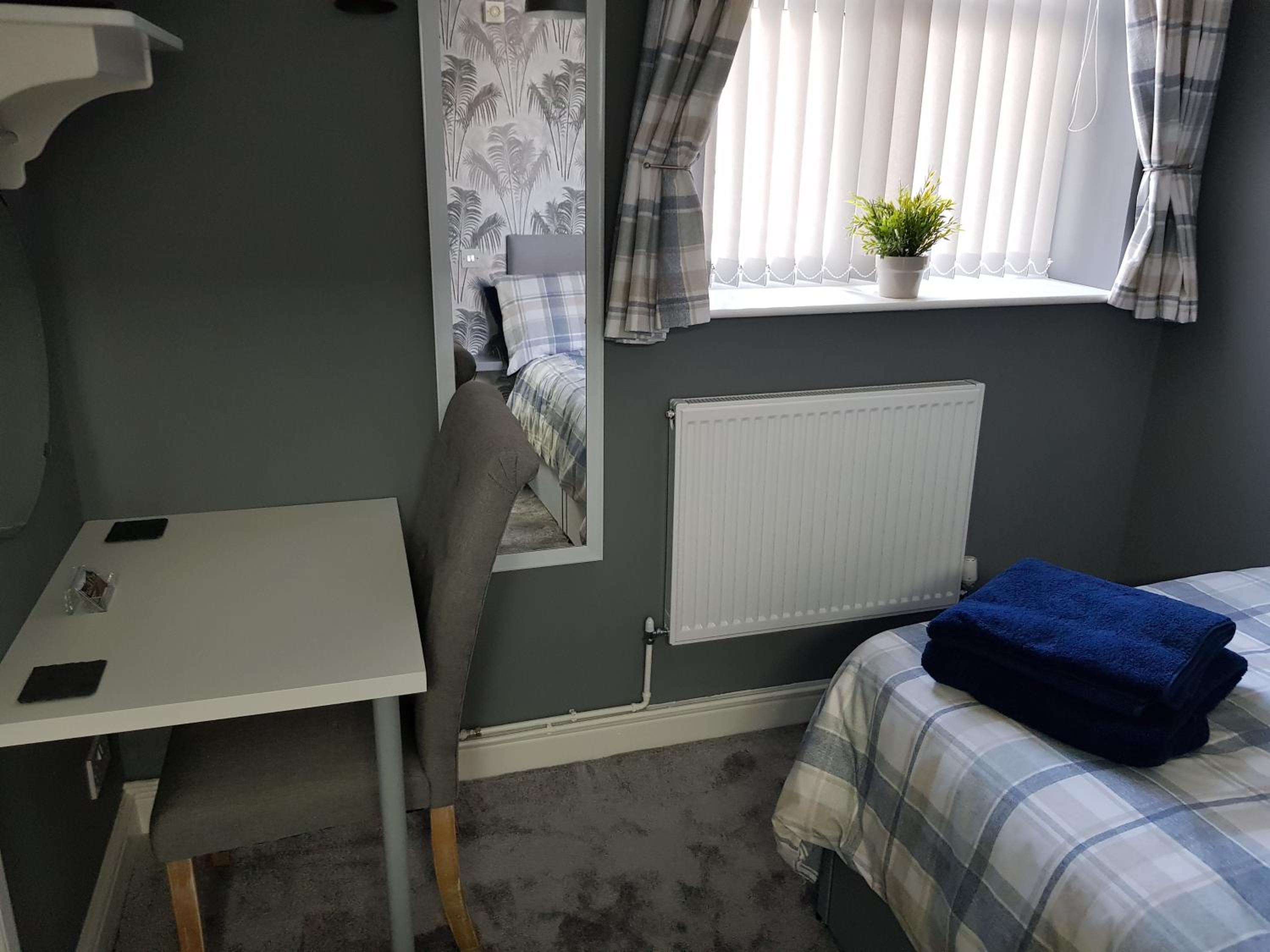 Small Double Room photo 1