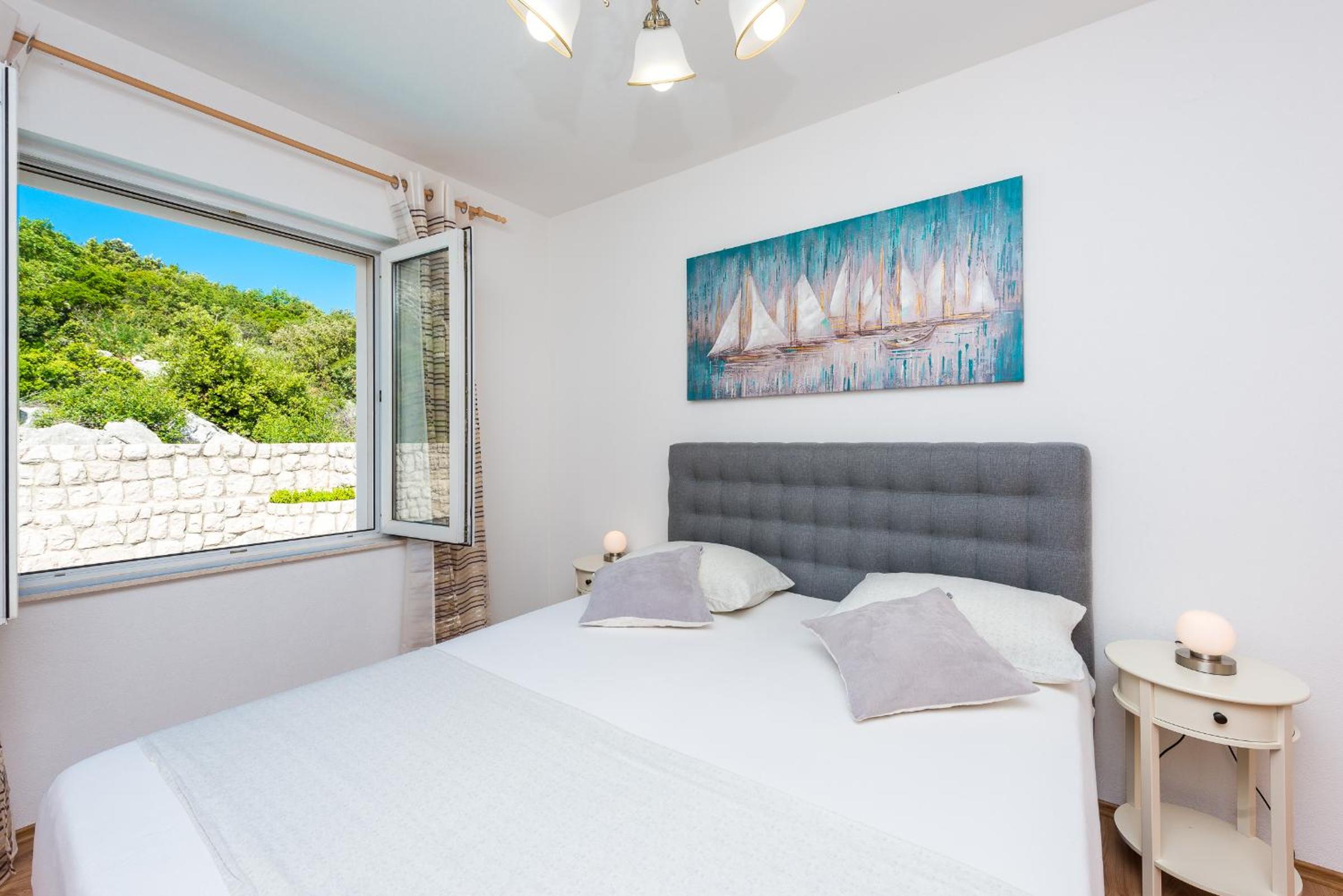 Three-Bedroom Apartment with Swimming Pool and Sea View 